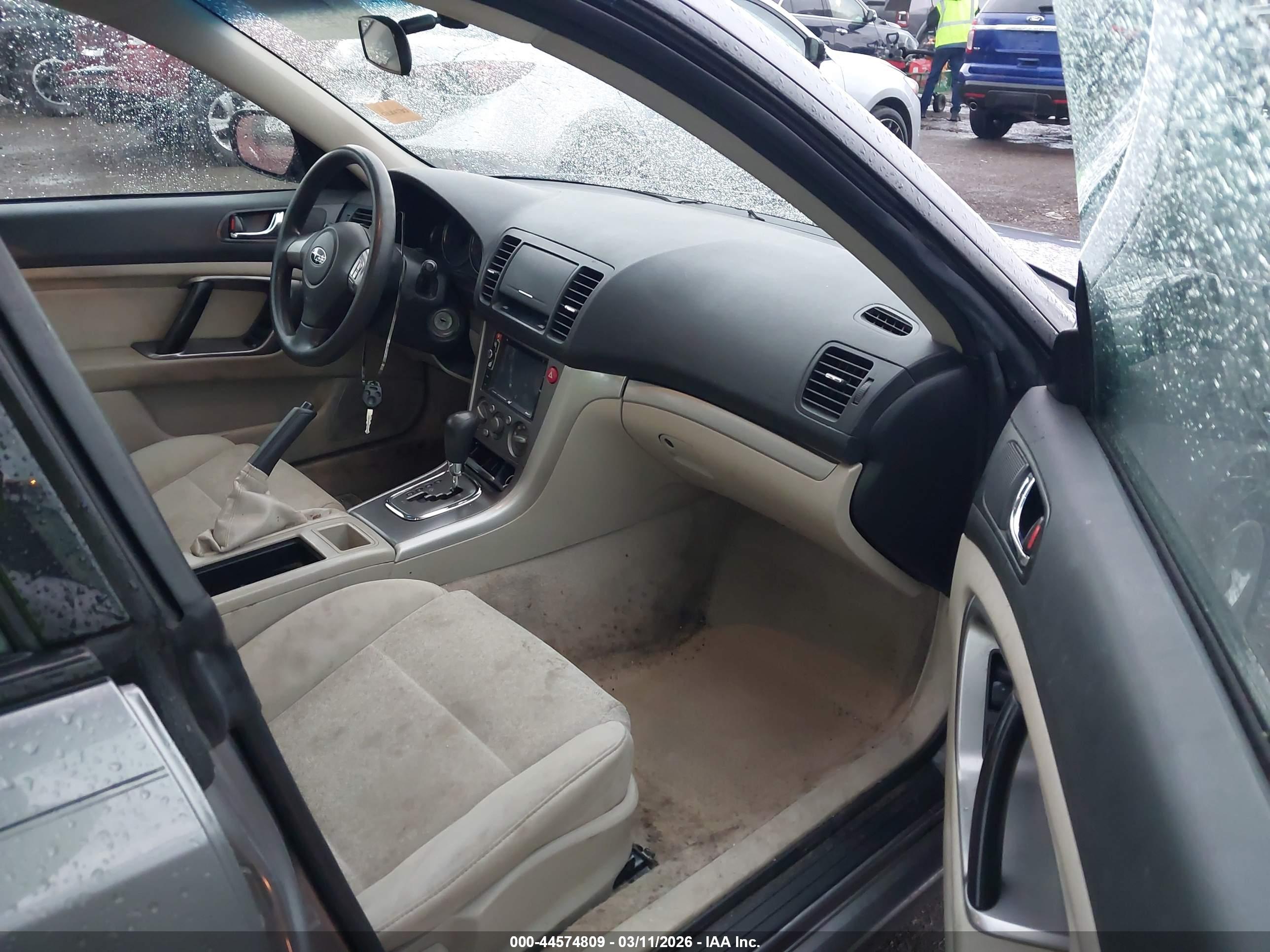 SUBARU LEGACY image 5