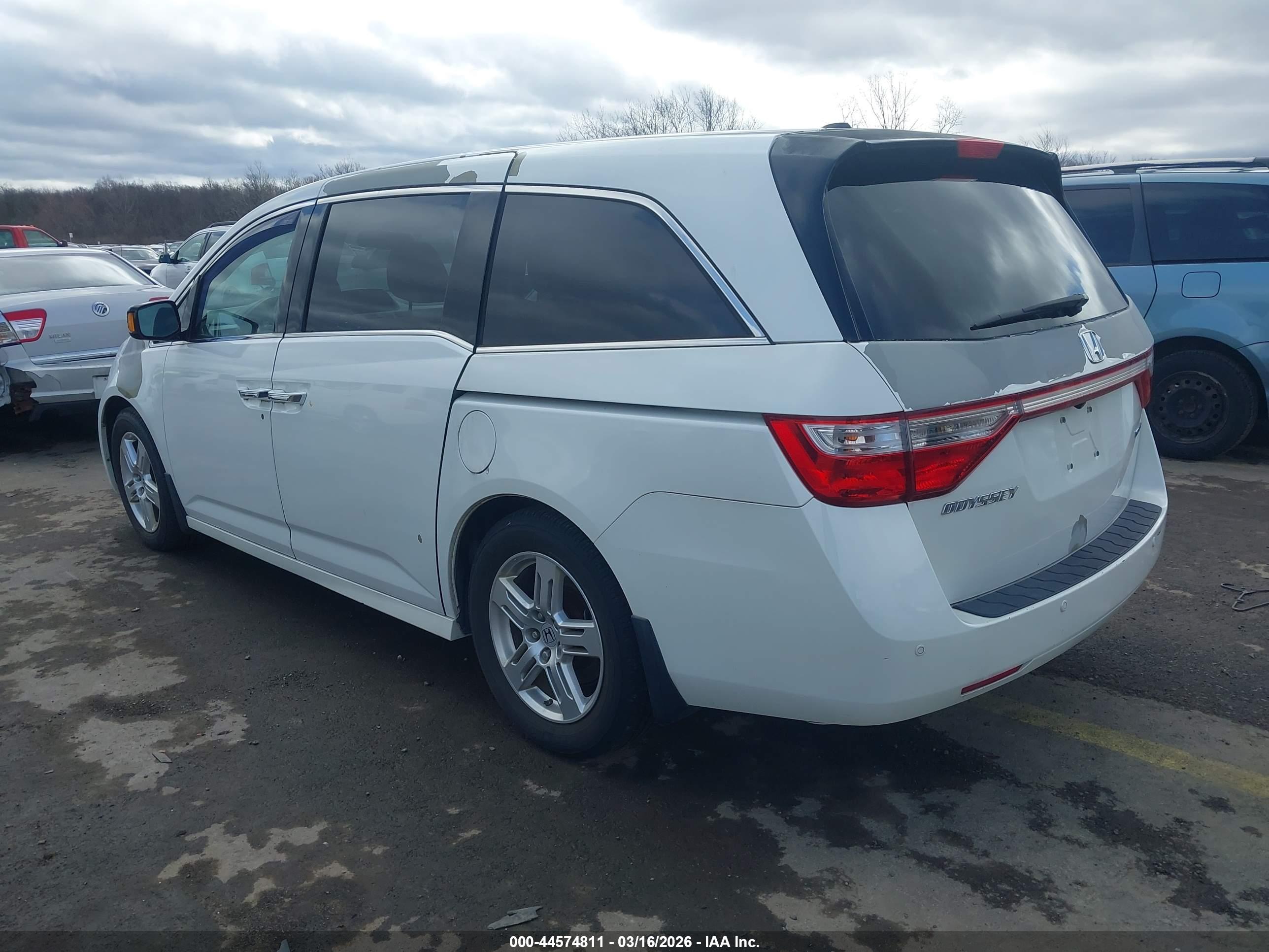 HONDA ODYSSEY image 3
