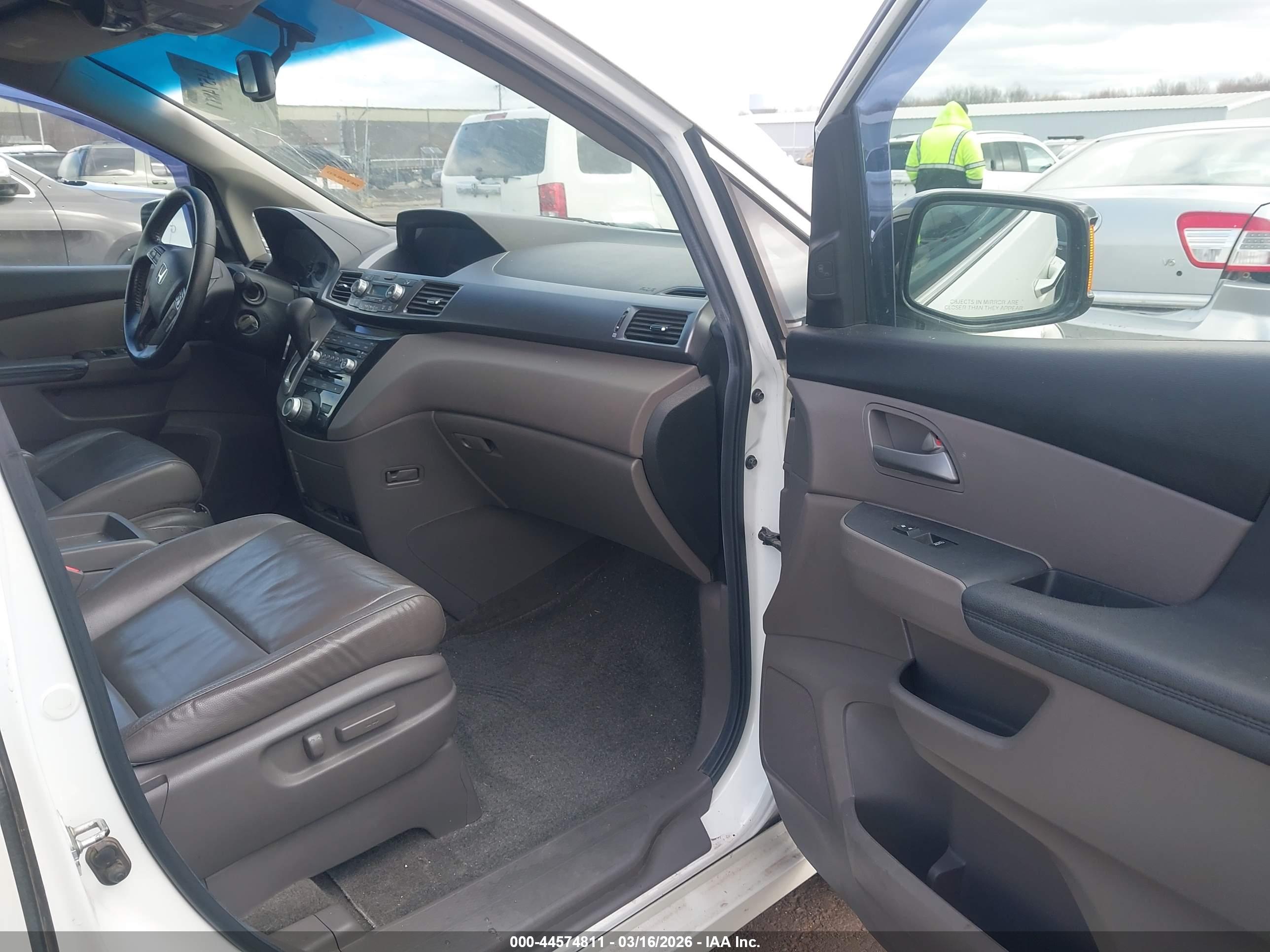 HONDA ODYSSEY image 5