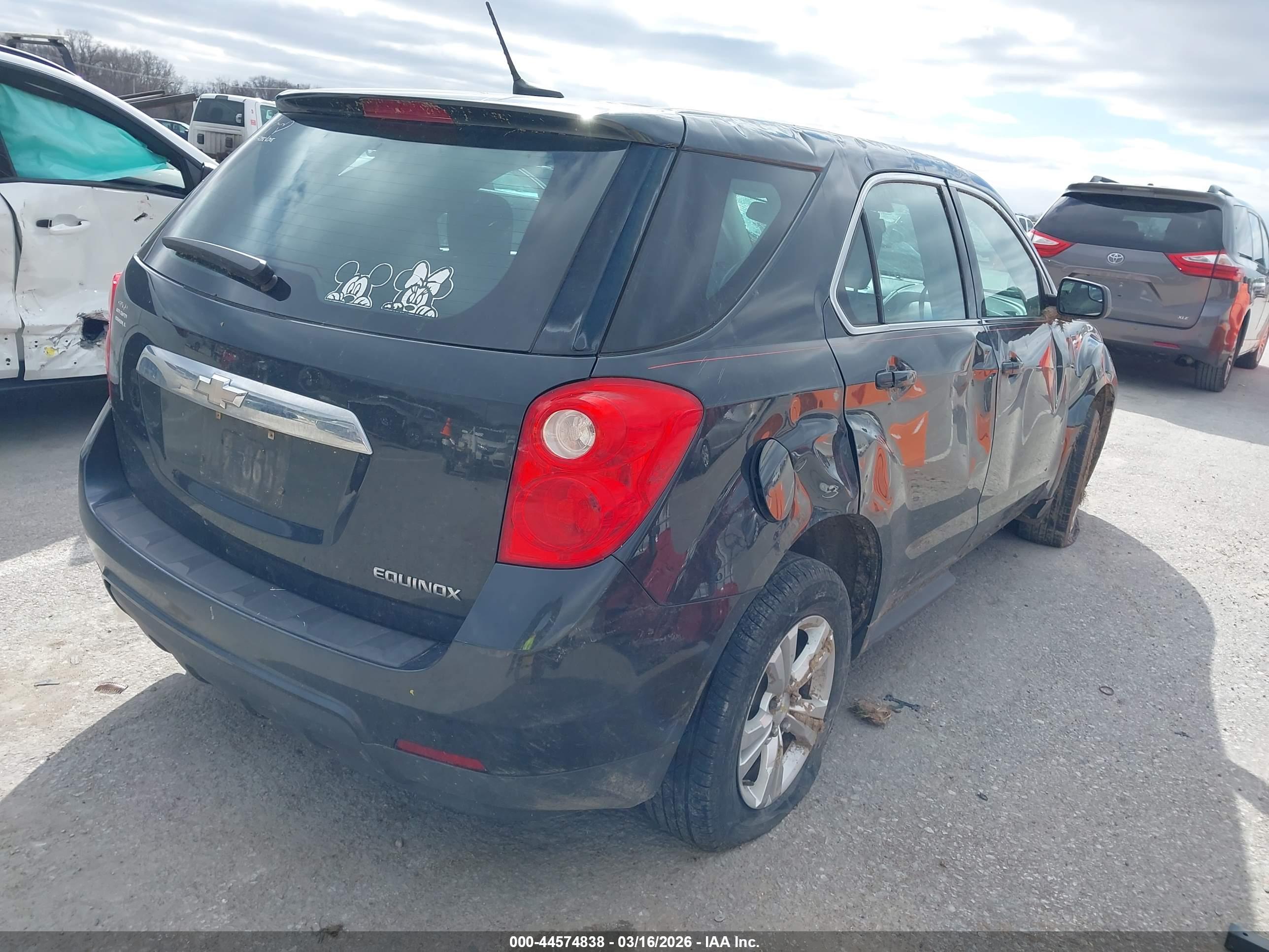 CHEVROLET EQUINOX image 4