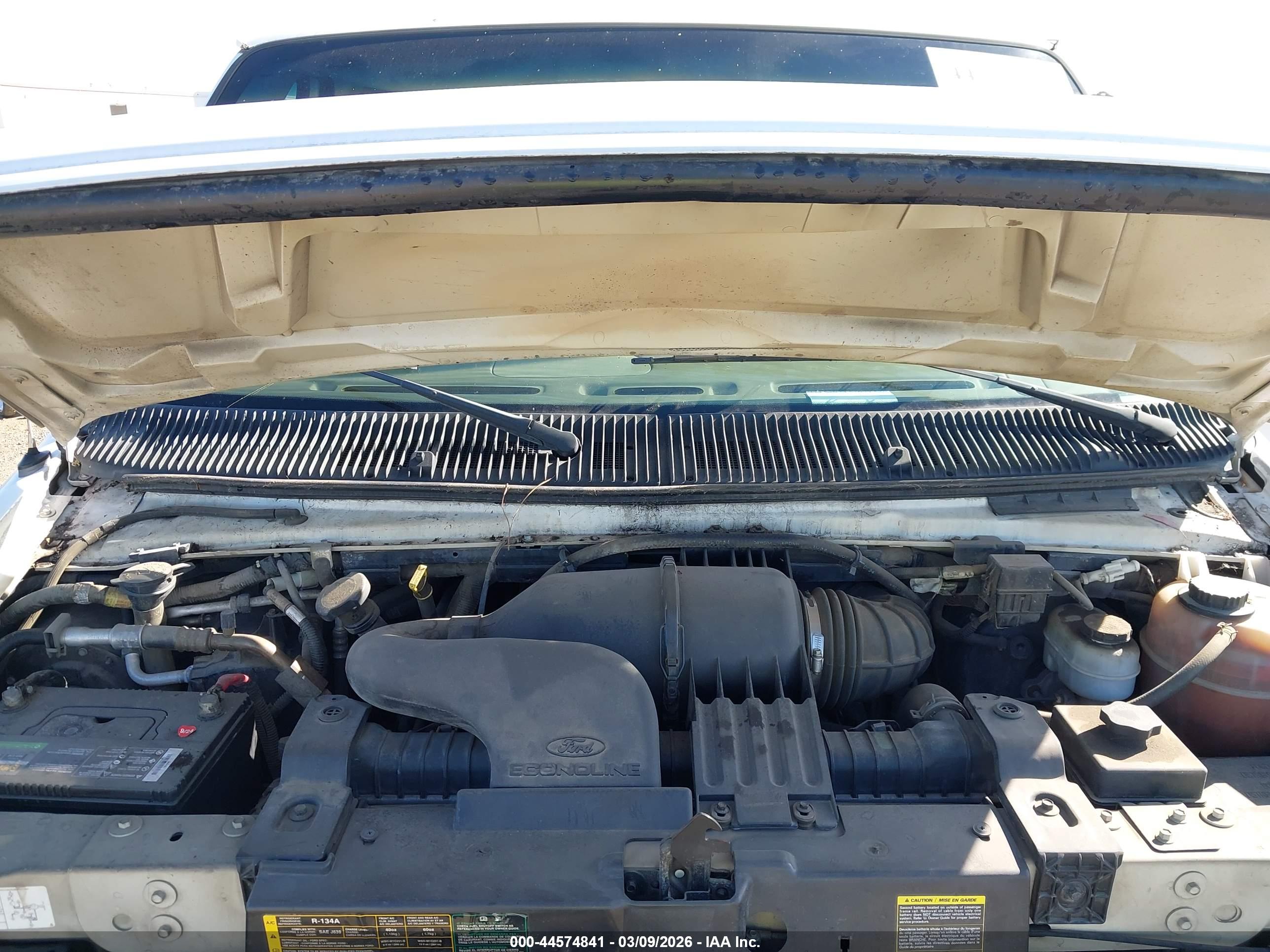 FORD E-150 image 10