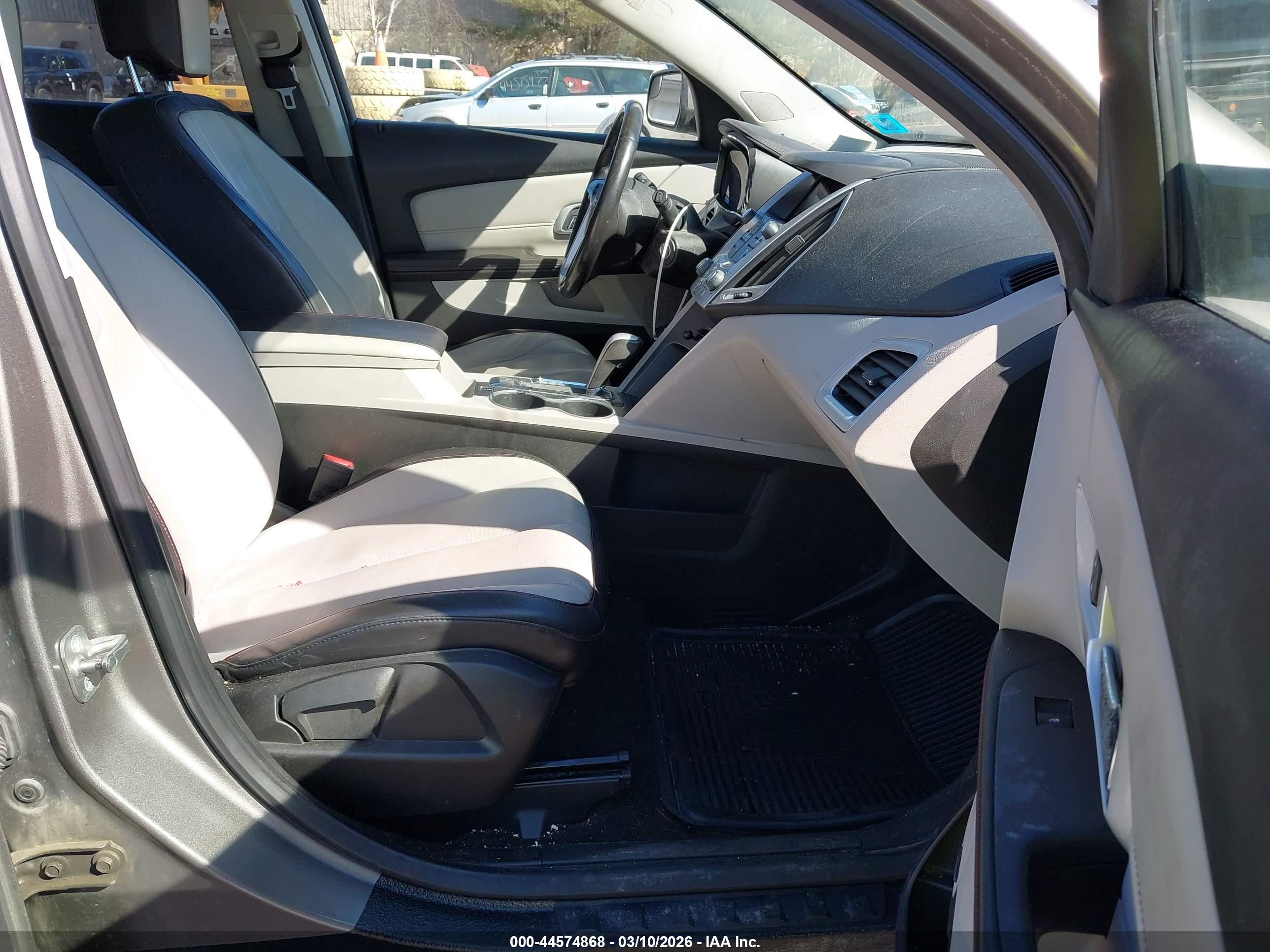 GMC TERRAIN image 5