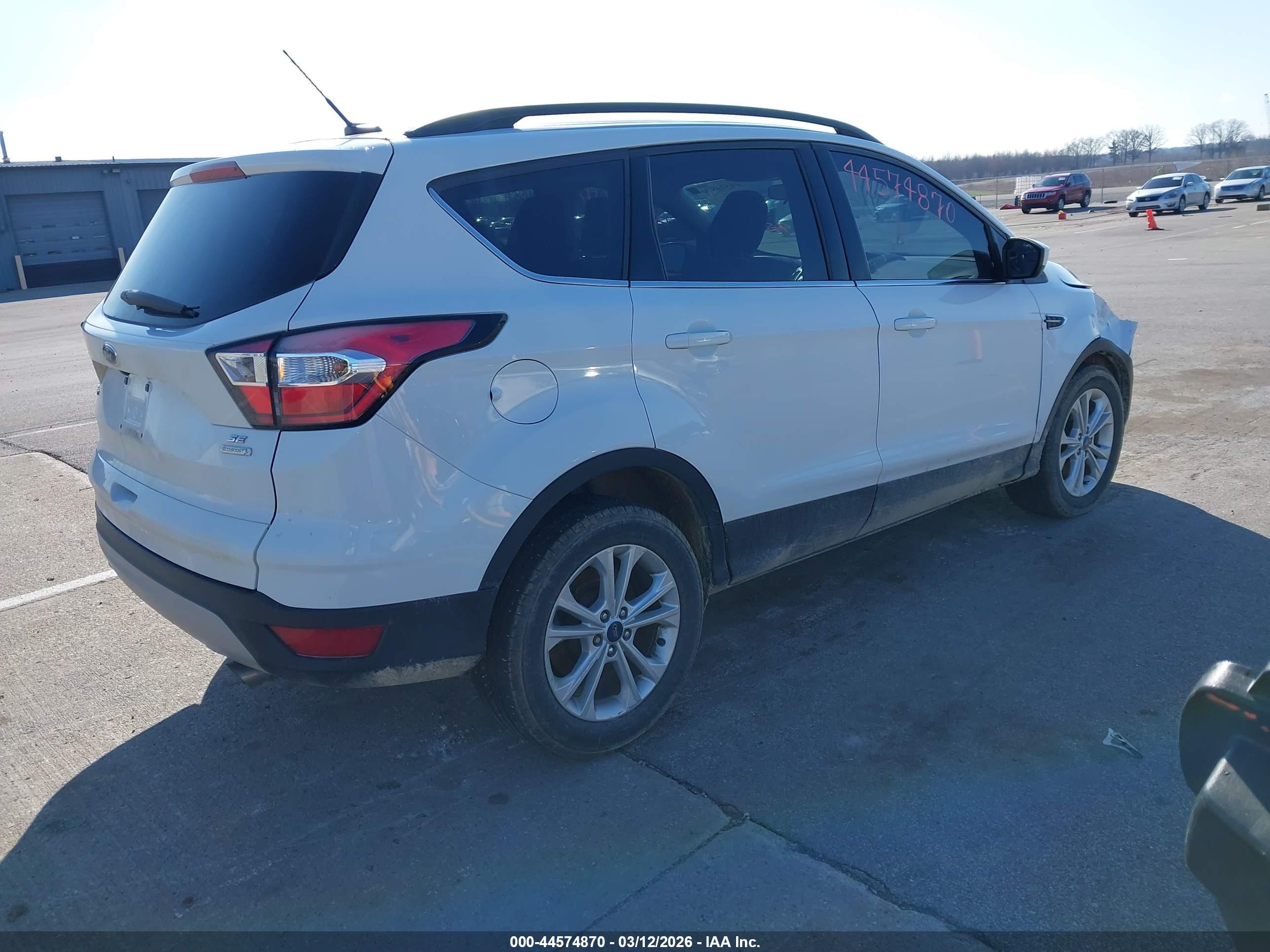 FORD ESCAPE image 4