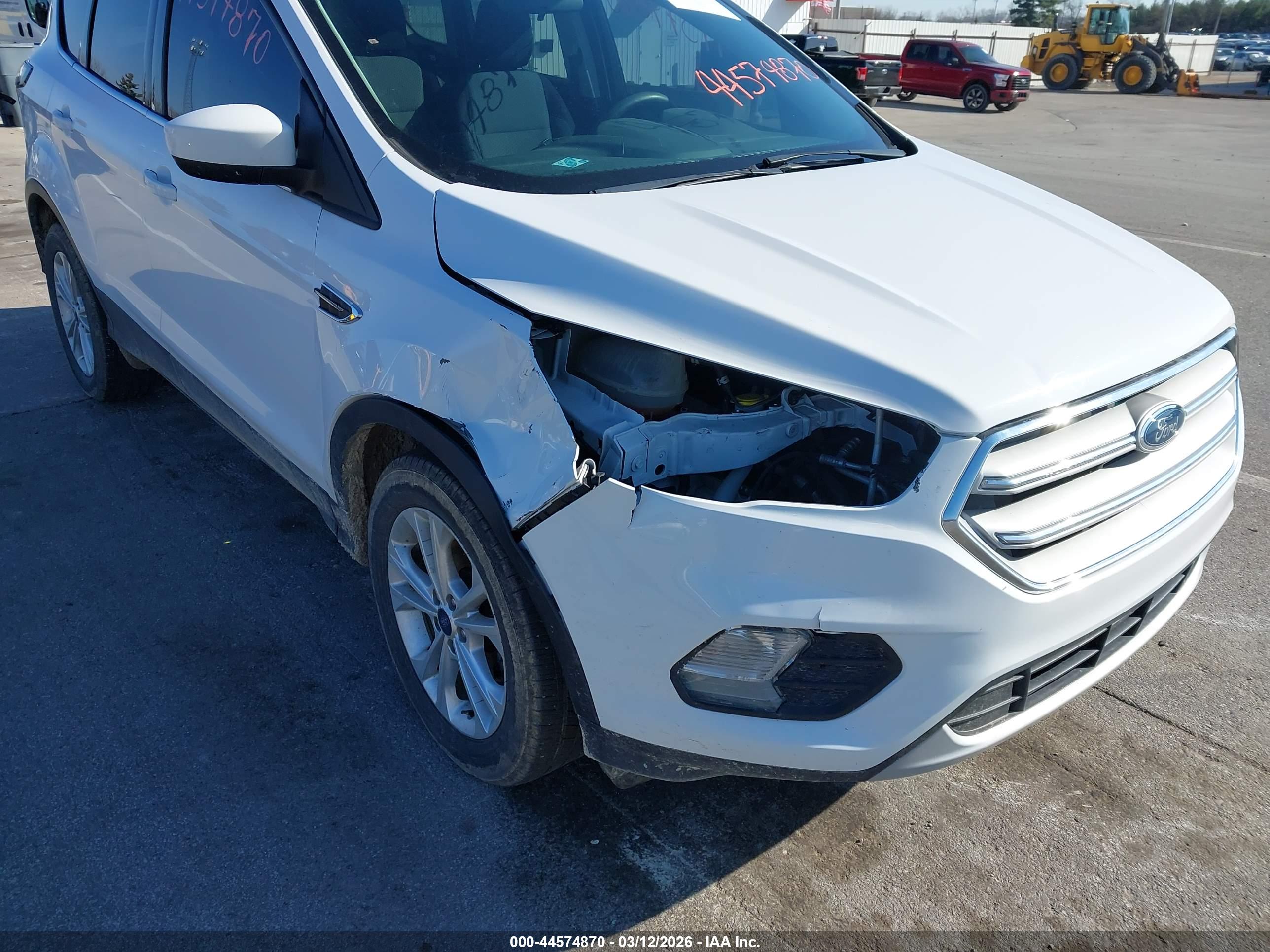 FORD ESCAPE image 6