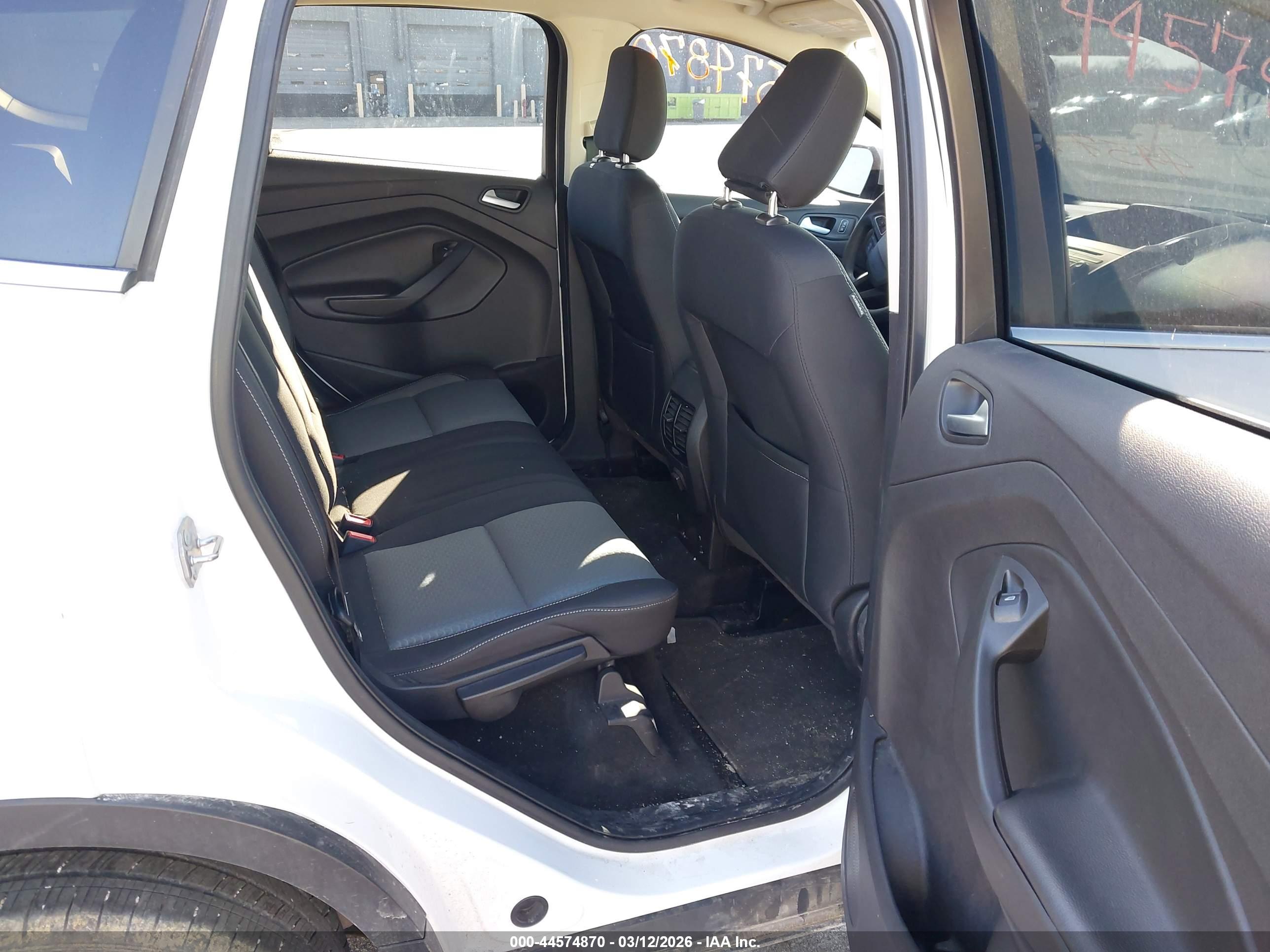 FORD ESCAPE image 8