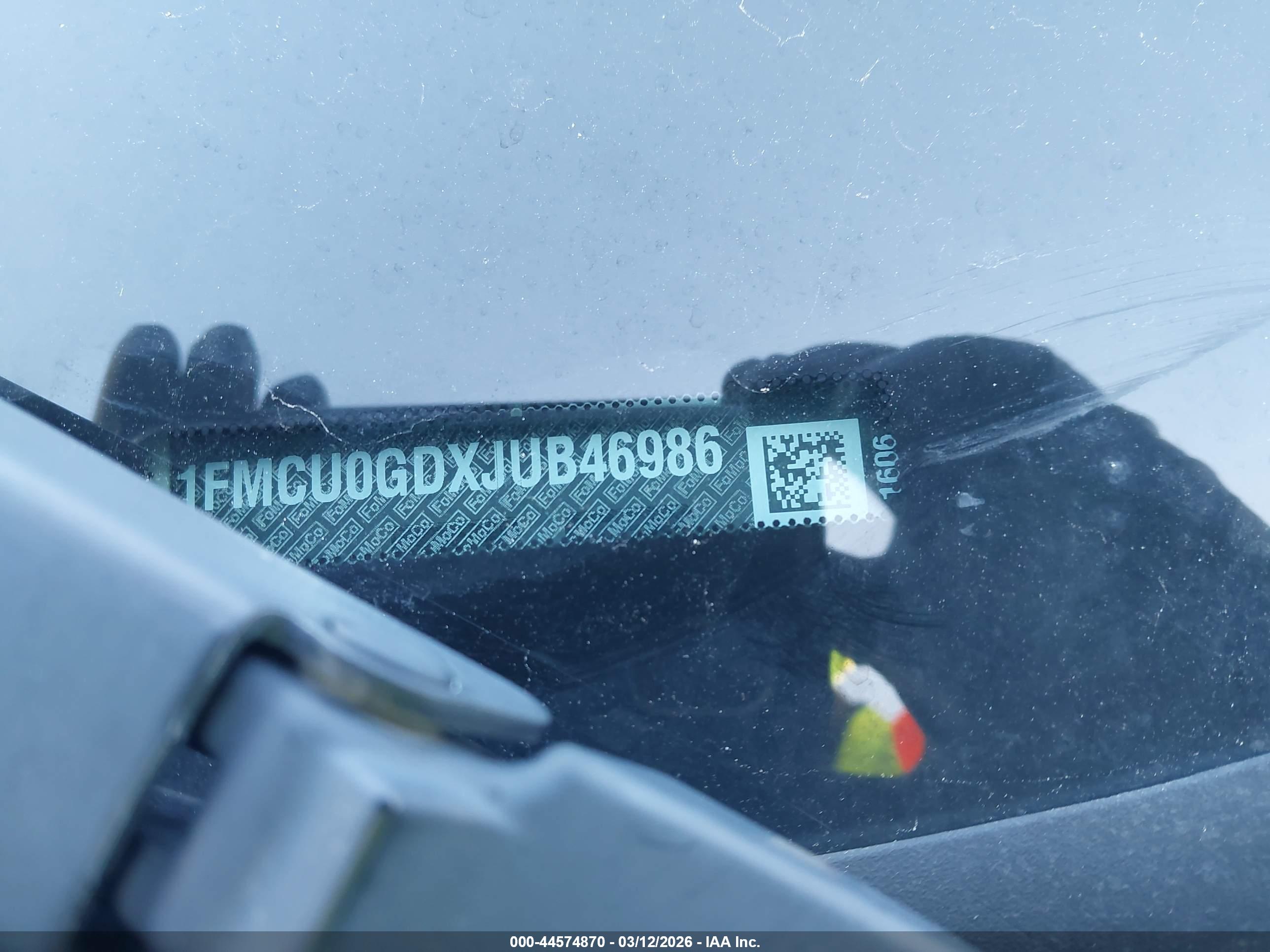 FORD ESCAPE image 9