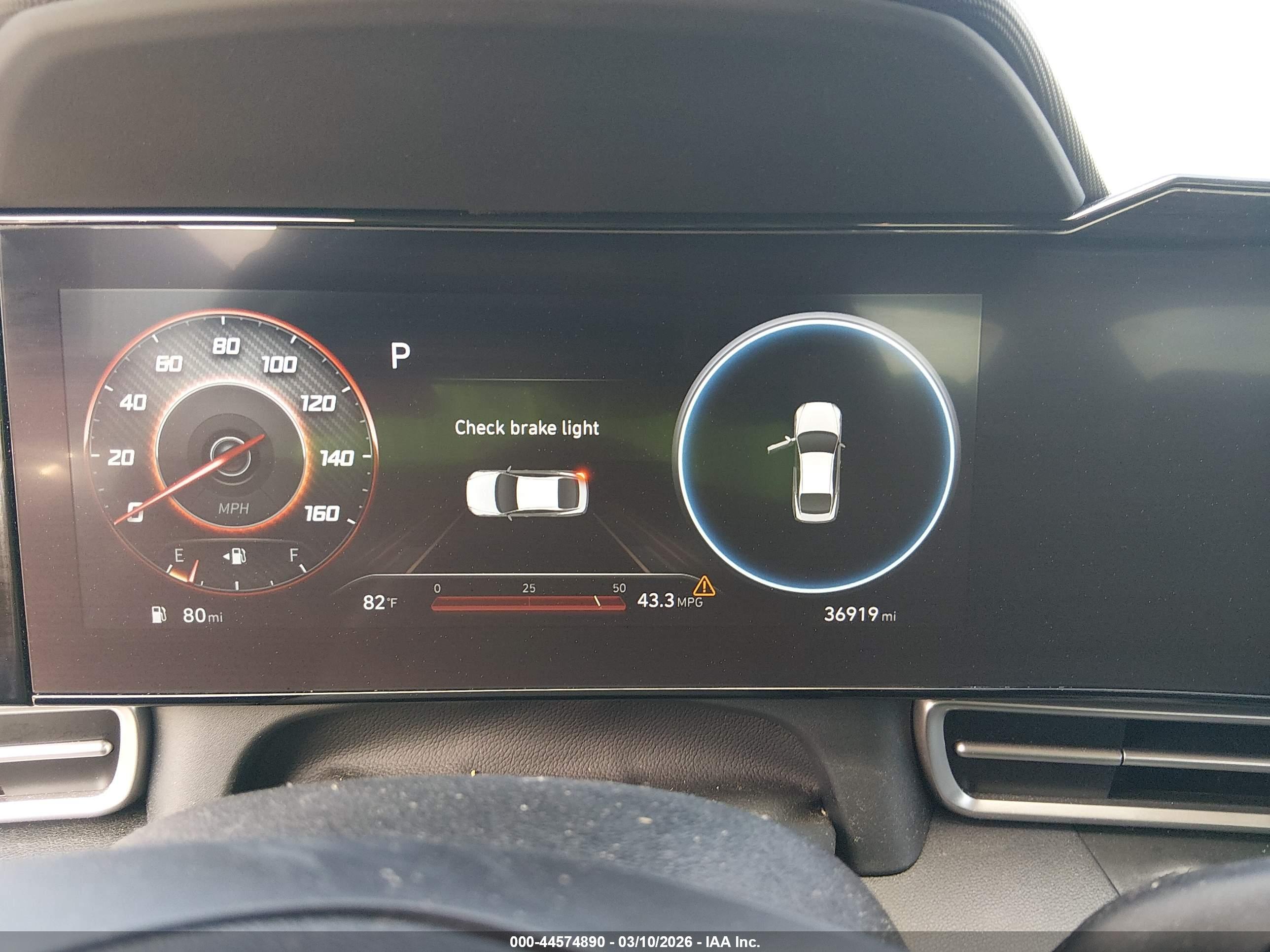 HYUNDAI ELANTRA image 7