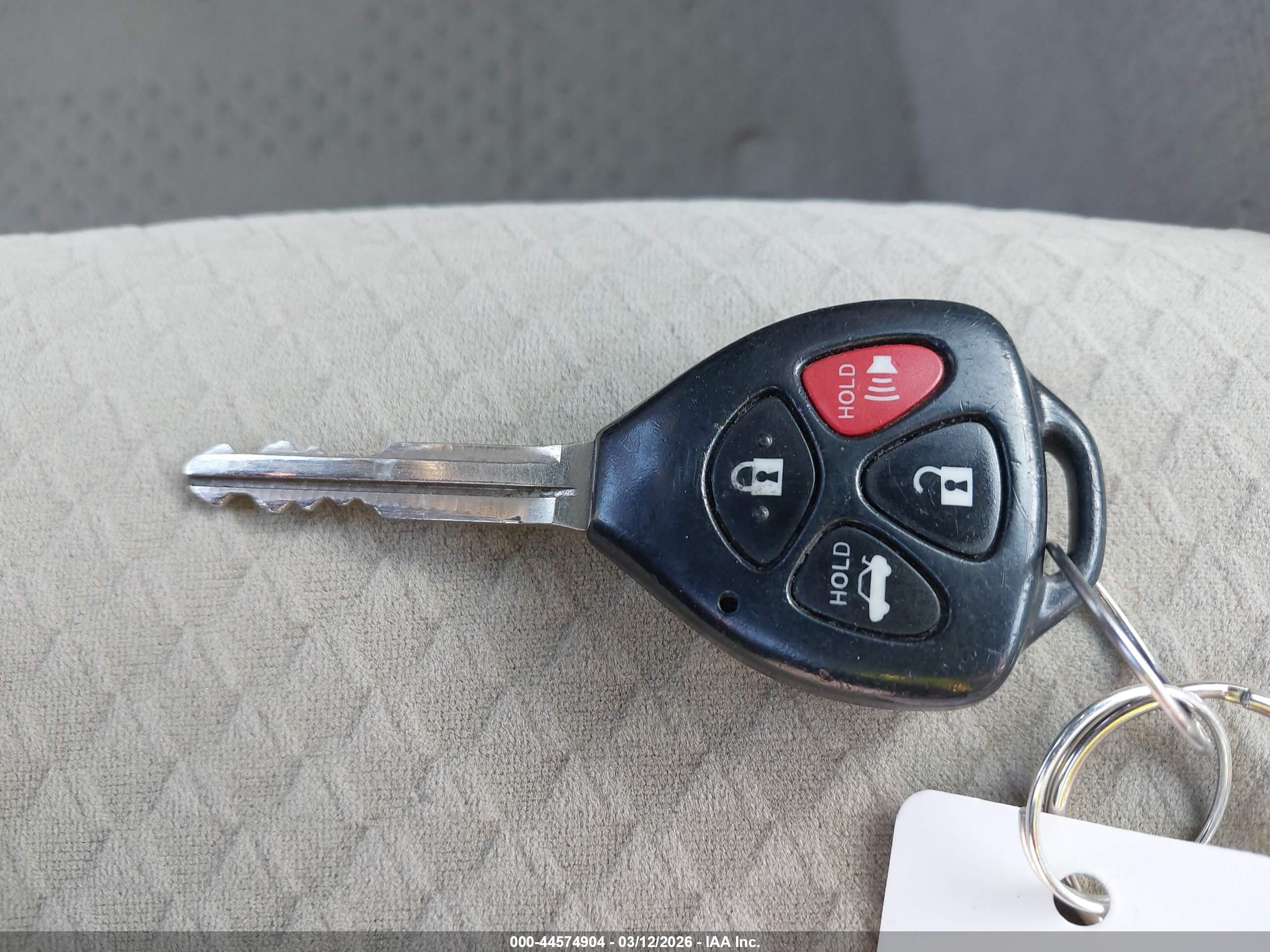 TOYOTA CAMRY image 11