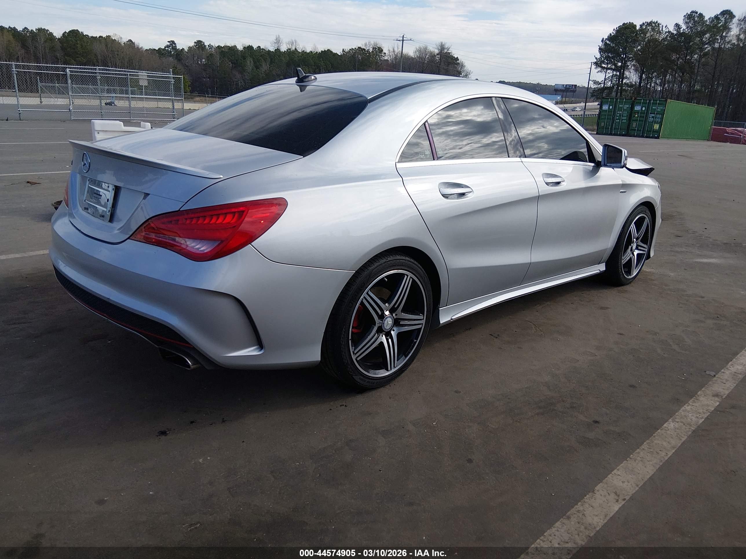 MERCEDES-BENZ CLA image 4