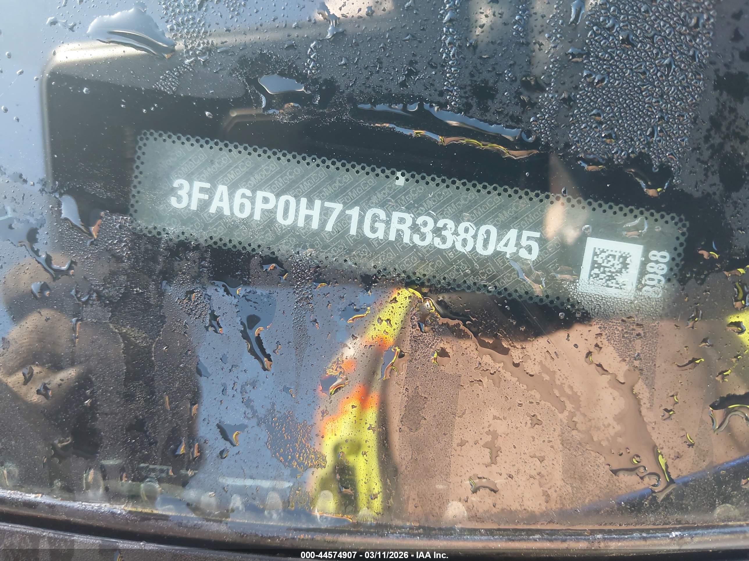 FORD FUSION image 9