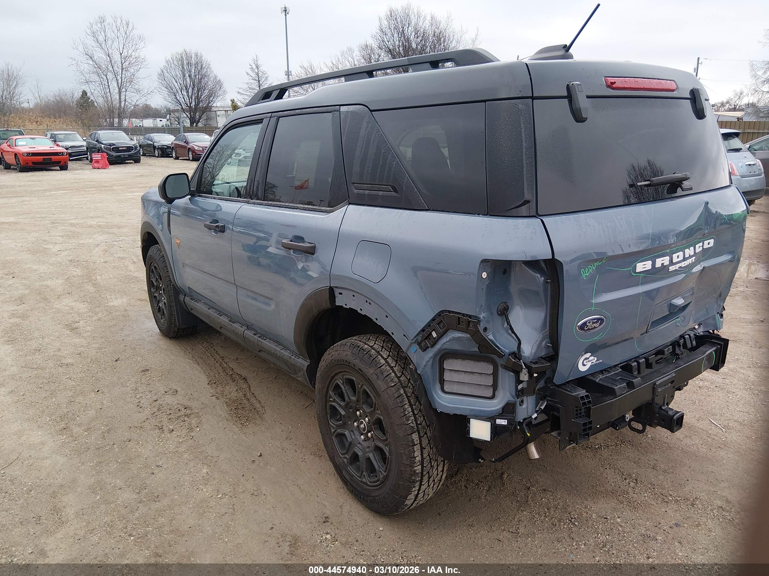 FORD BRONCO image 3