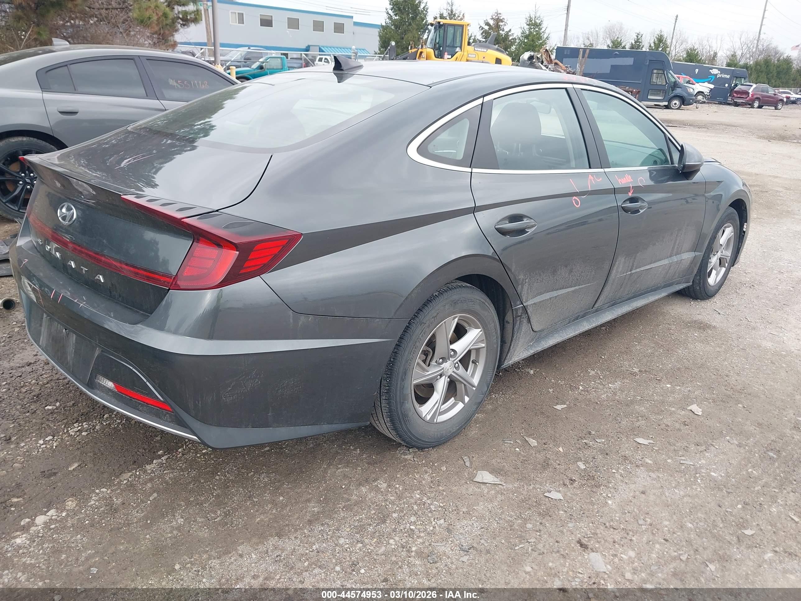 HYUNDAI SONATA image 4