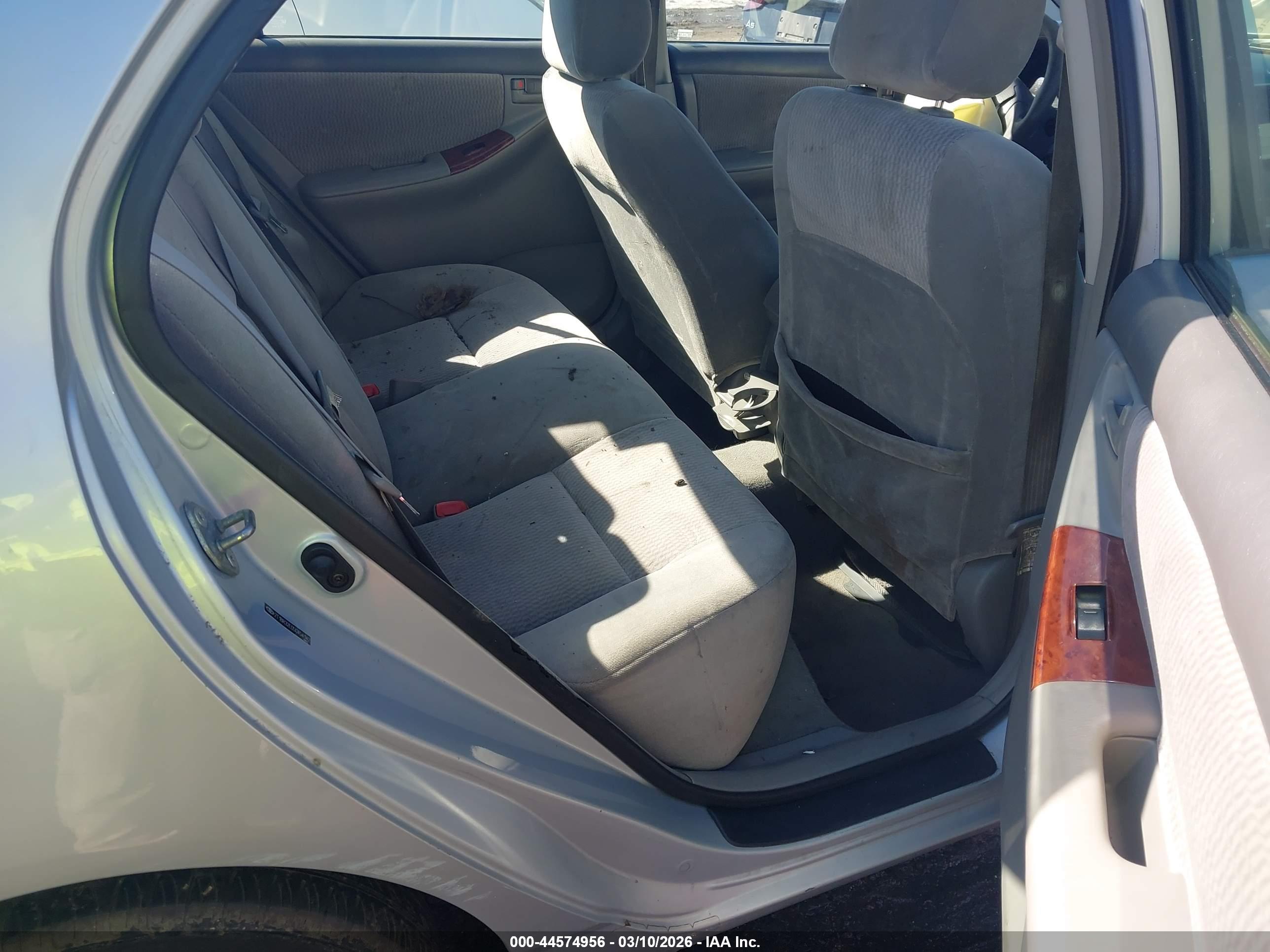 TOYOTA COROLLA image 8