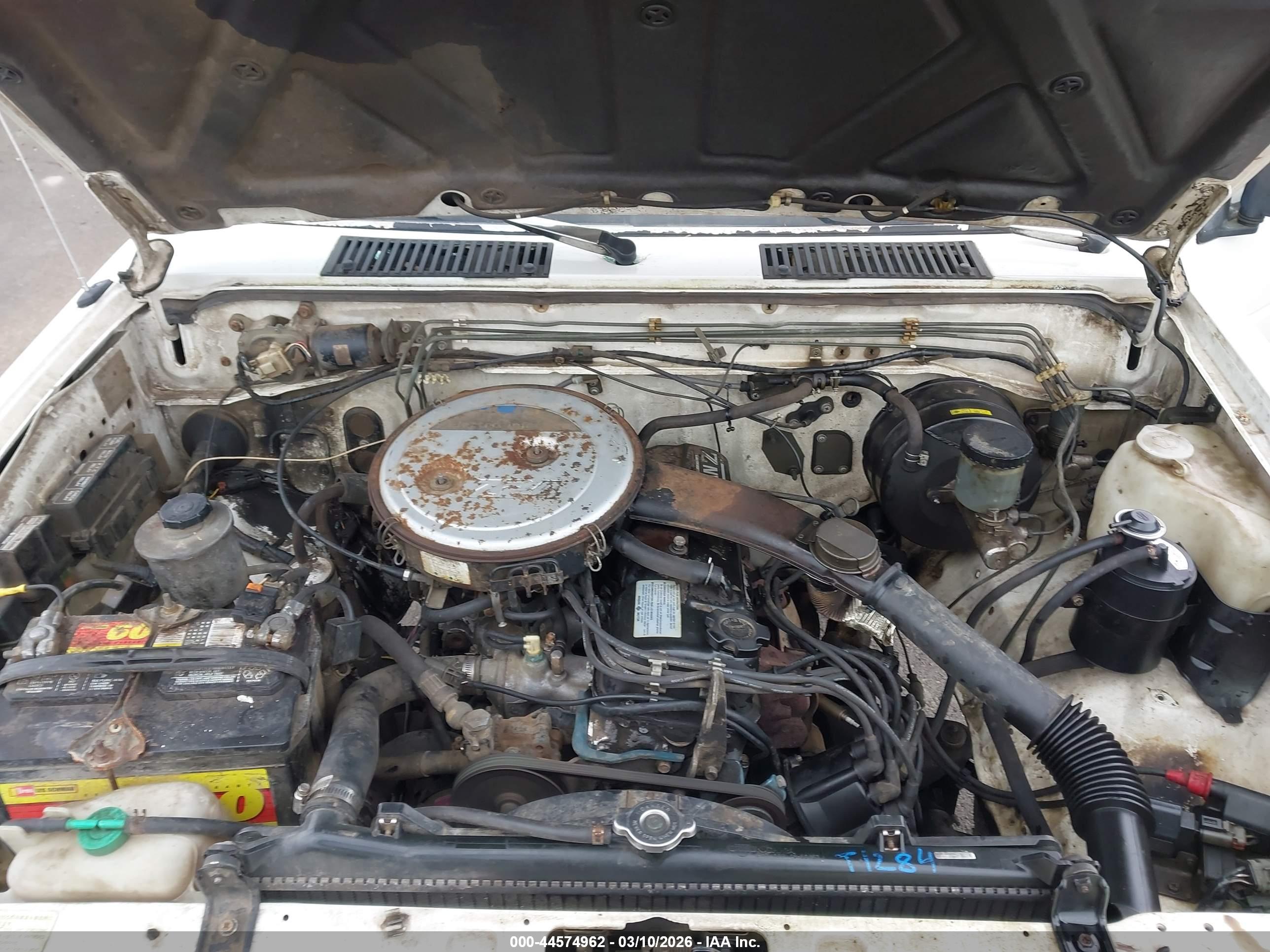NISSAN D21 image 10