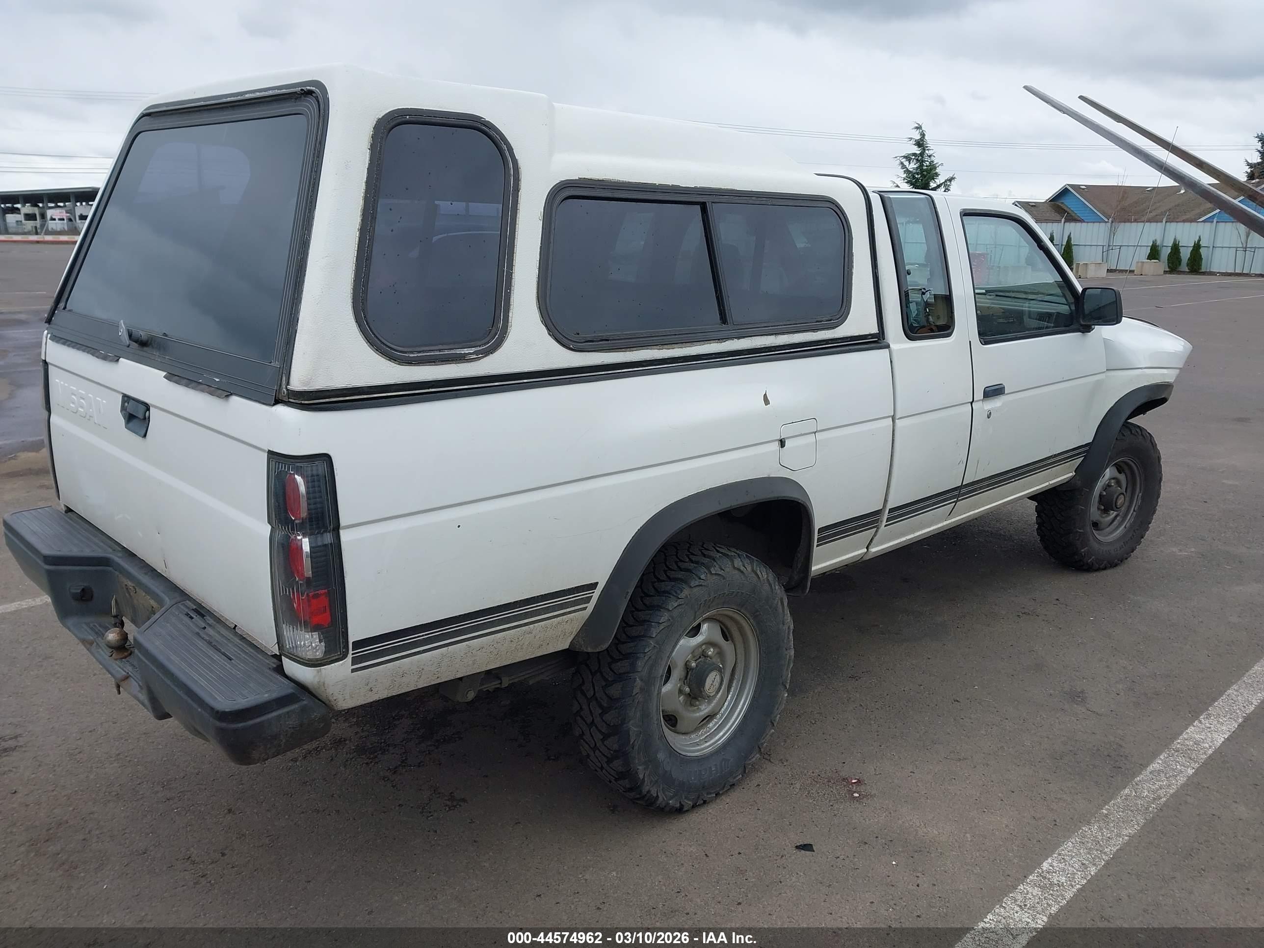 NISSAN D21 image 4