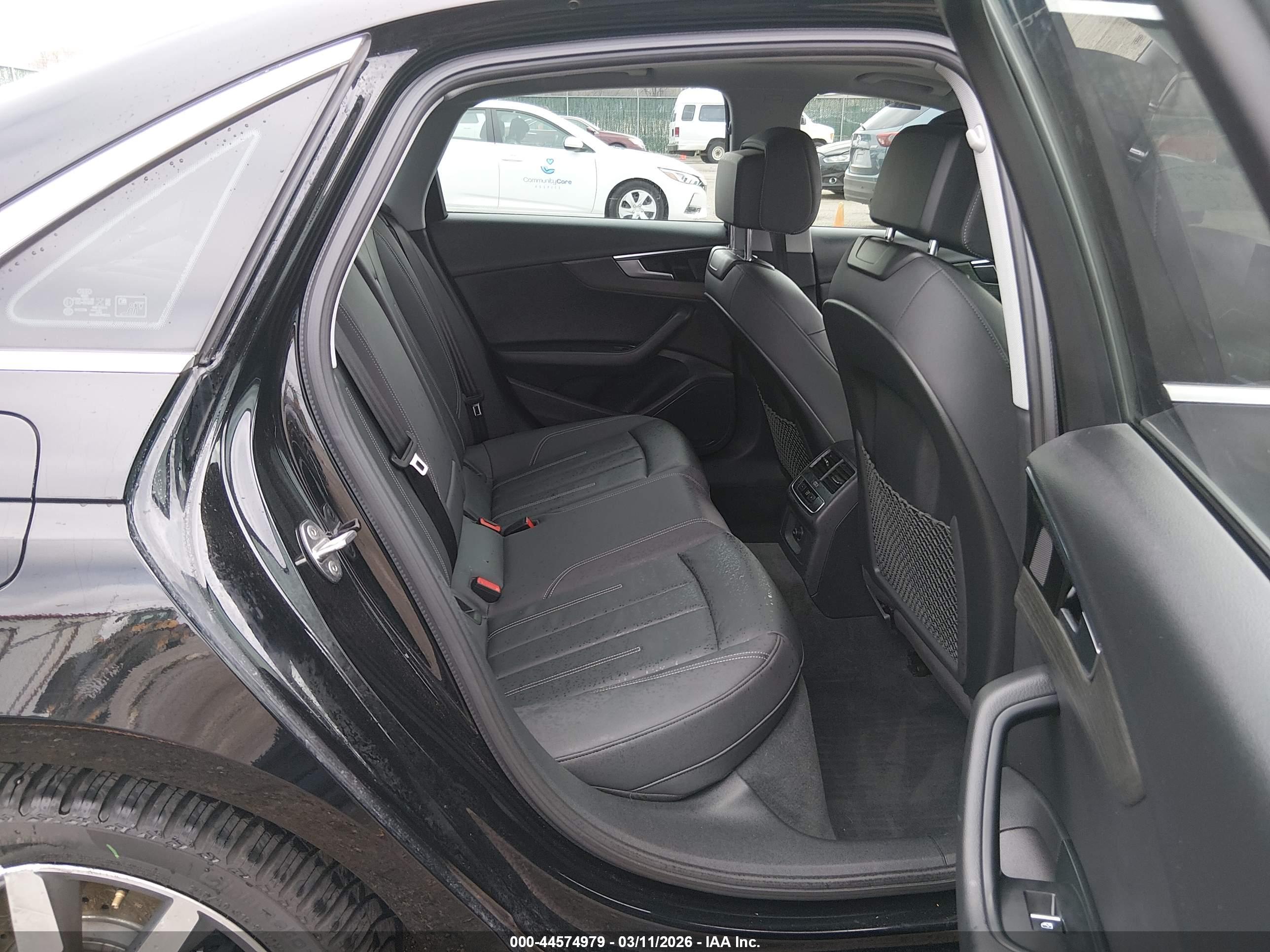 AUDI A4 image 8