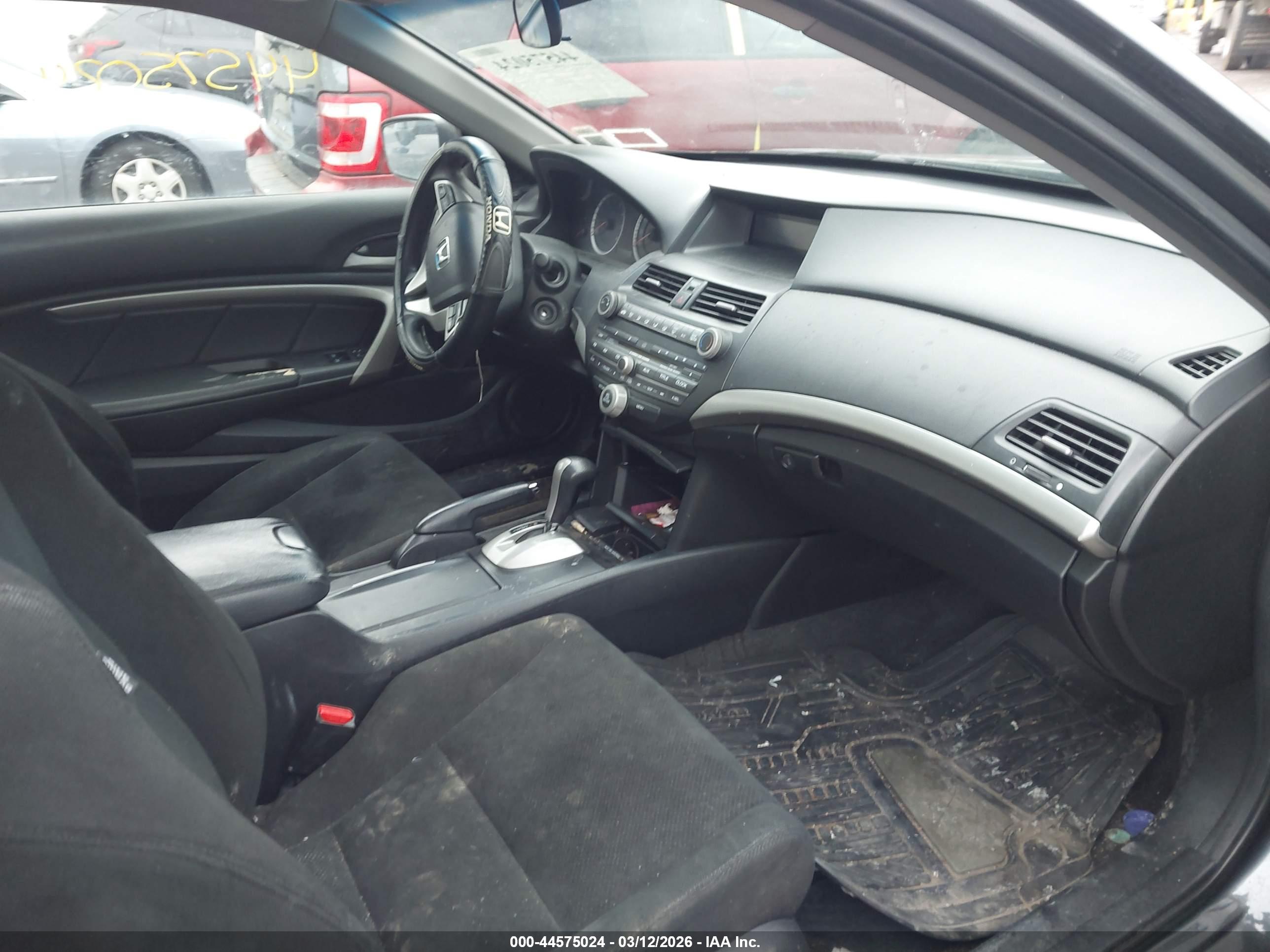 HONDA ACCORD image 5