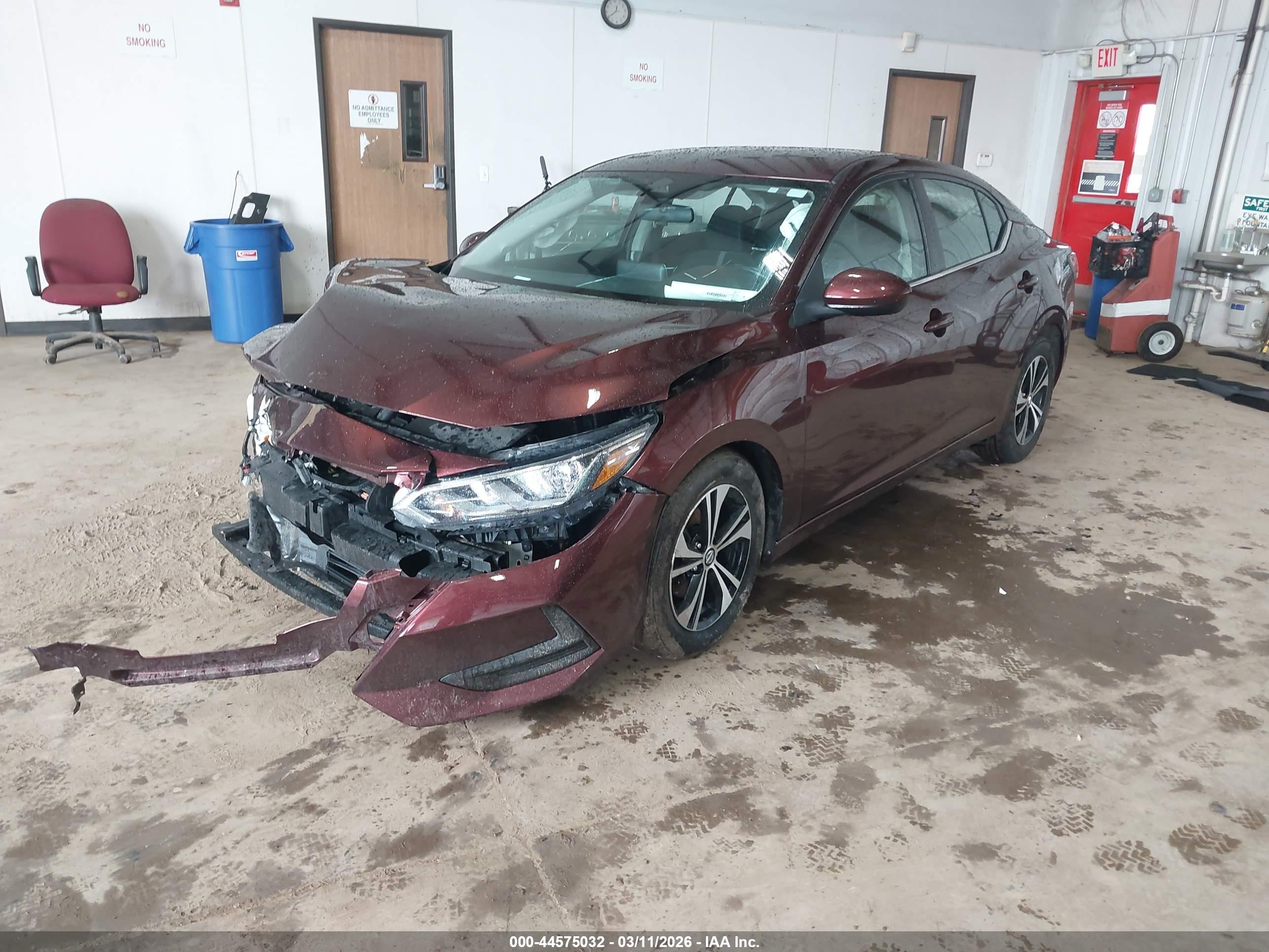 NISSAN SENTRA image 2
