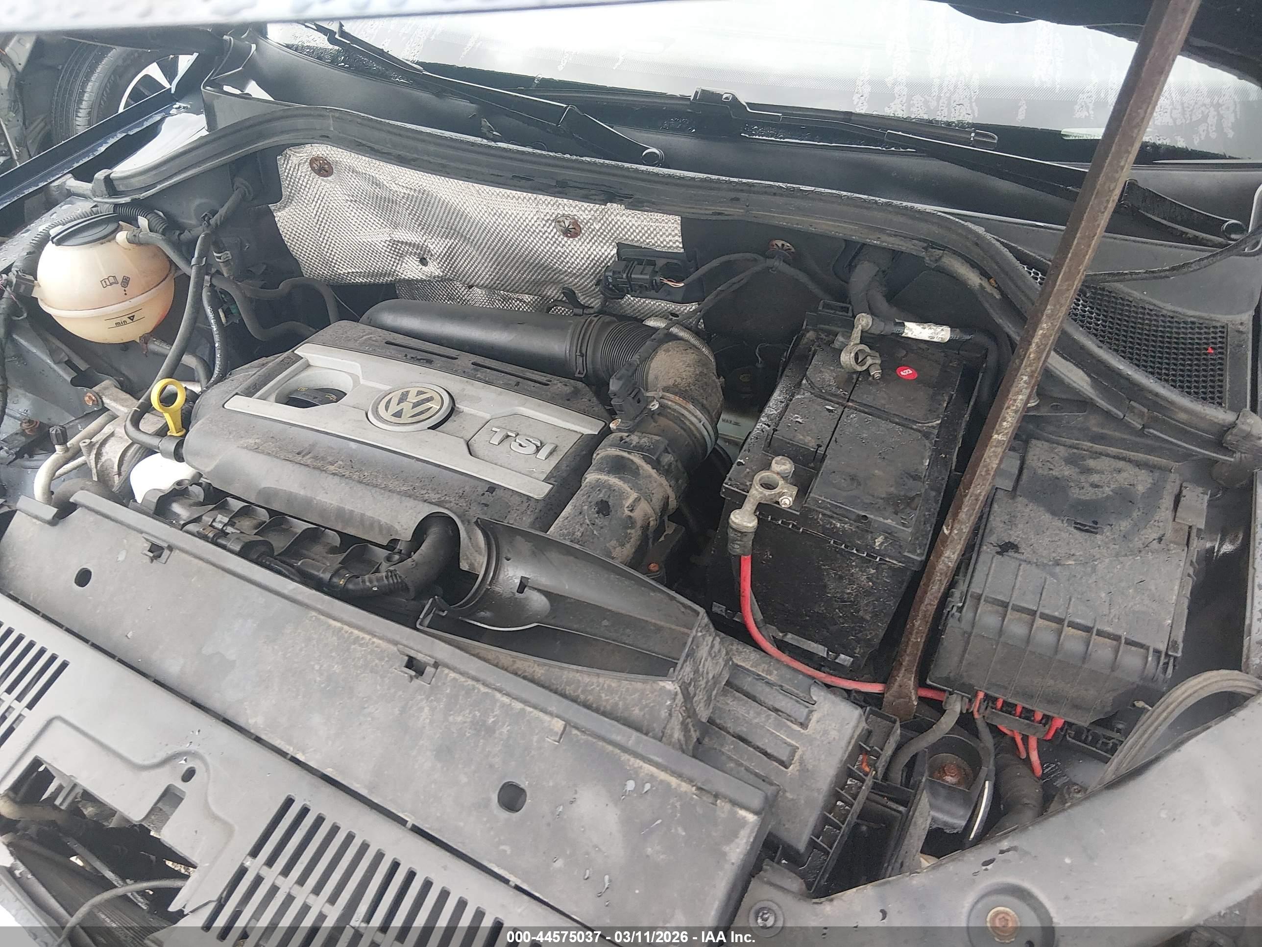 VOLKSWAGEN TIGUAN image 10