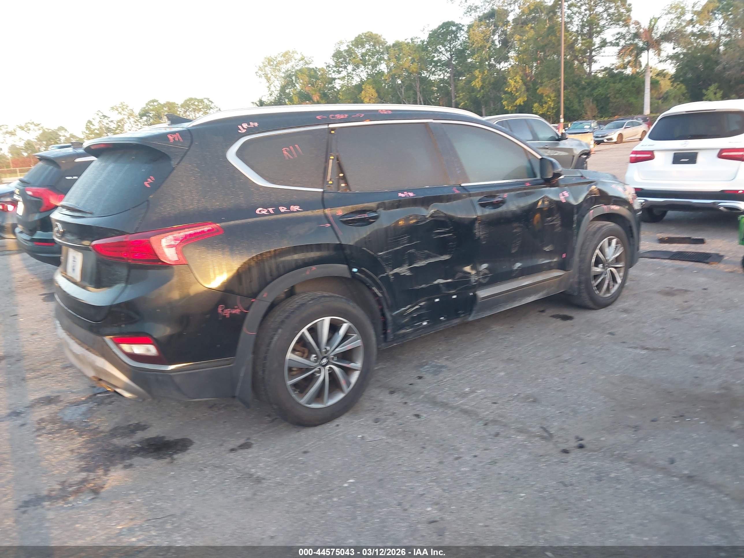 HYUNDAI SANTA image 4