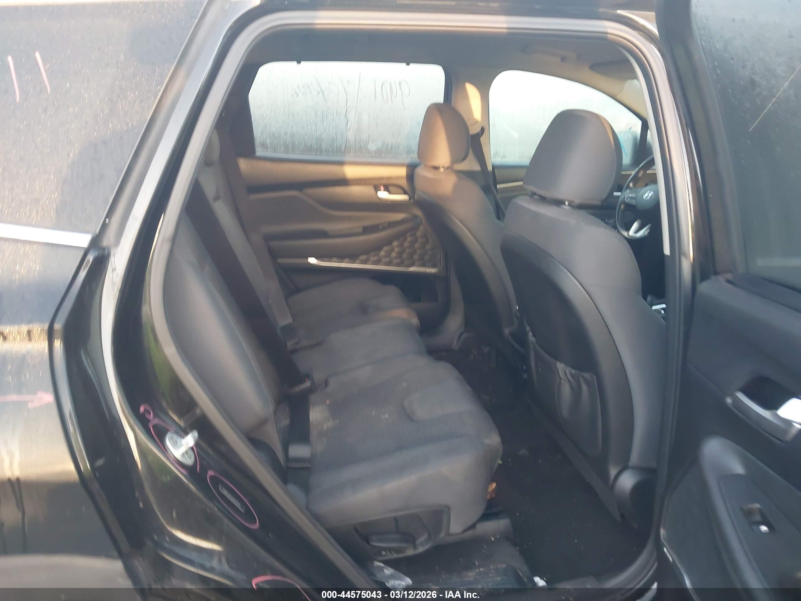 HYUNDAI SANTA image 8