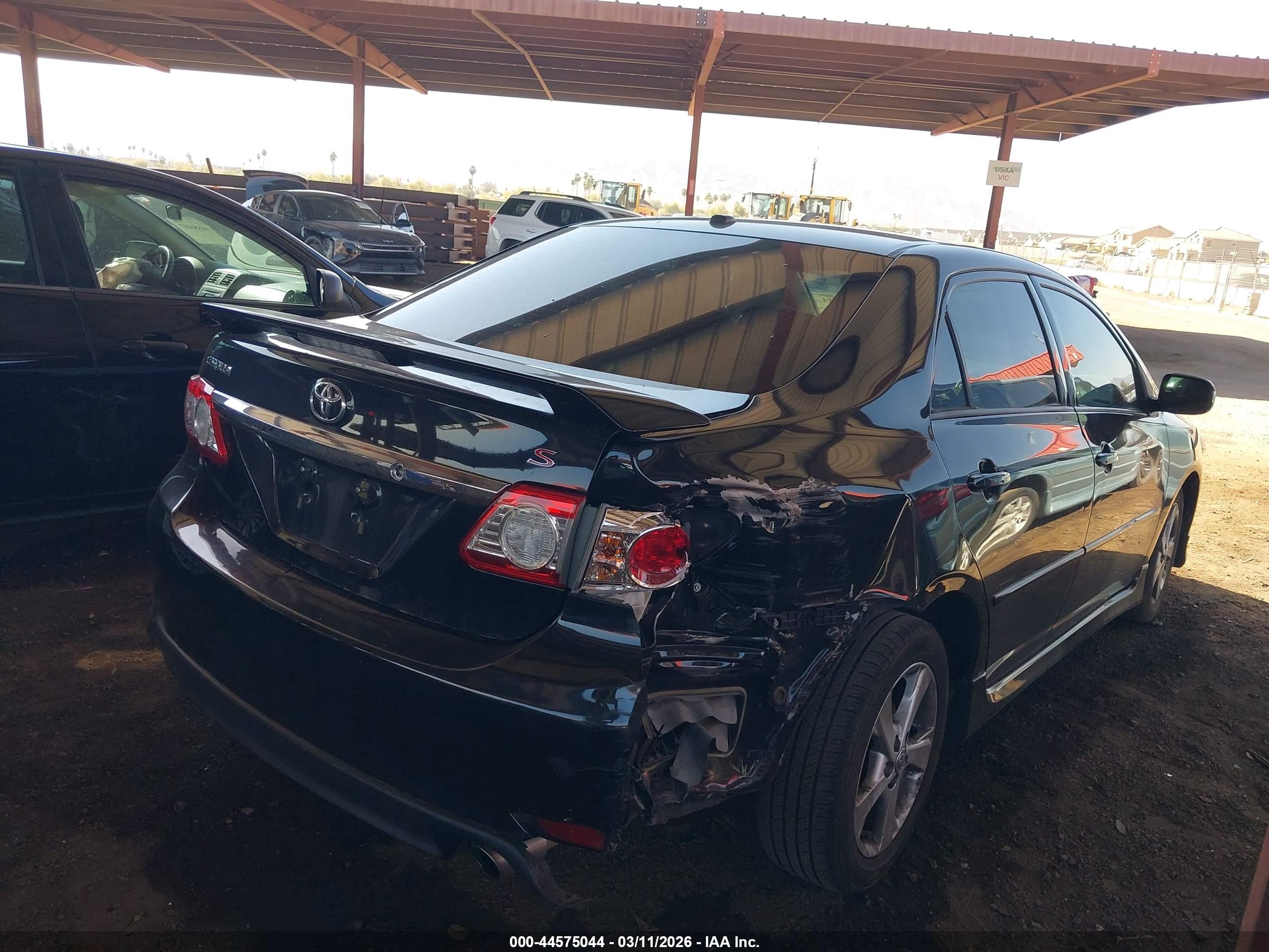 TOYOTA COROLLA image 4