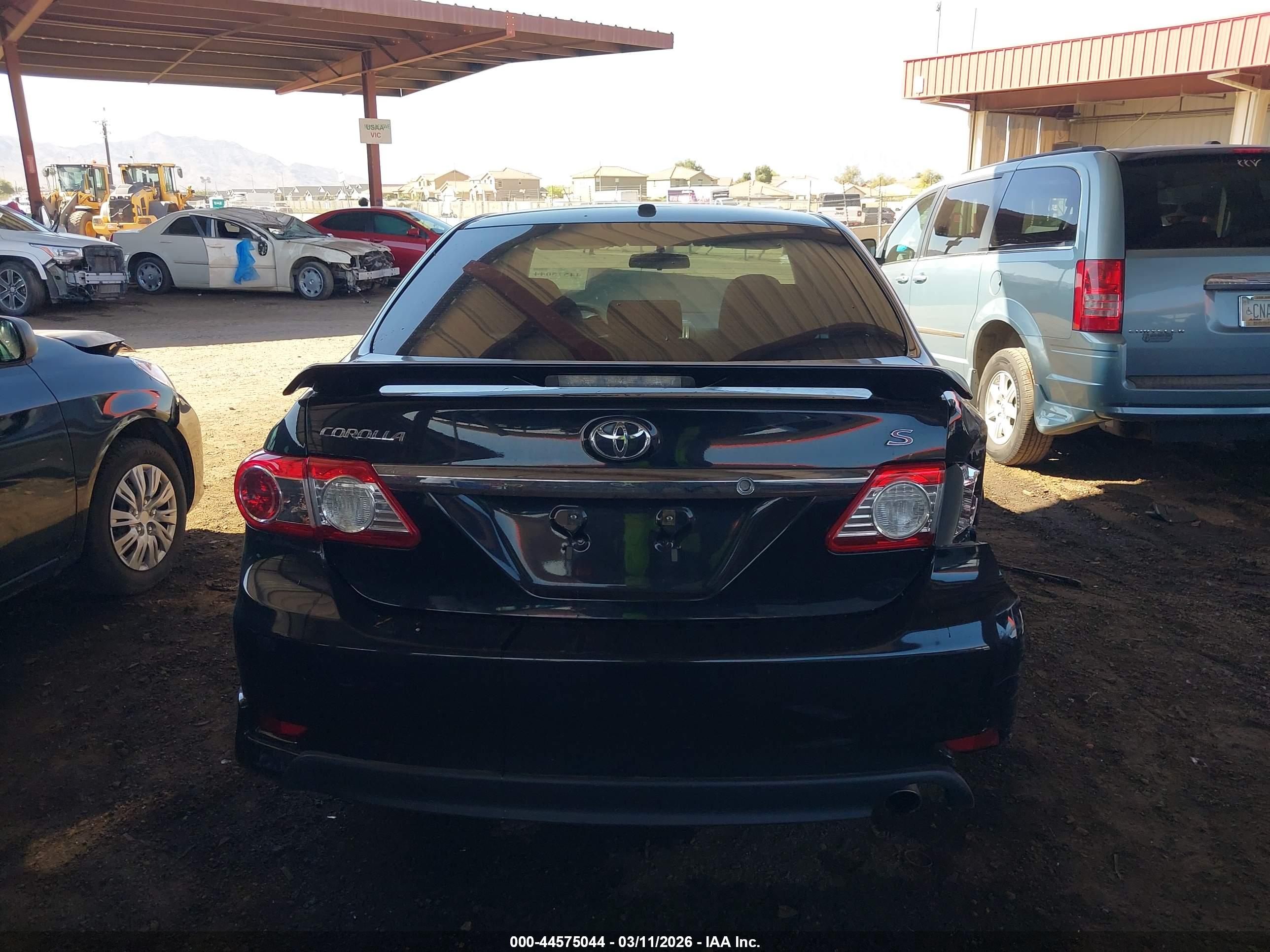 TOYOTA COROLLA image 6