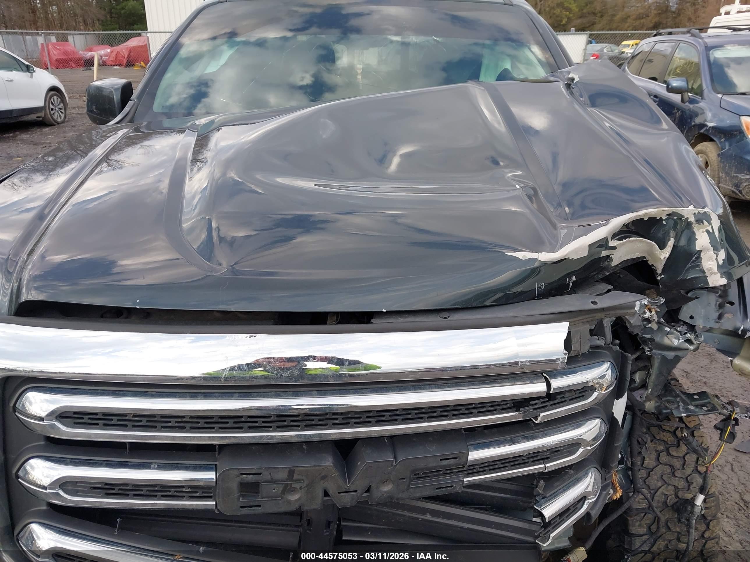 GMC CANYON image 10
