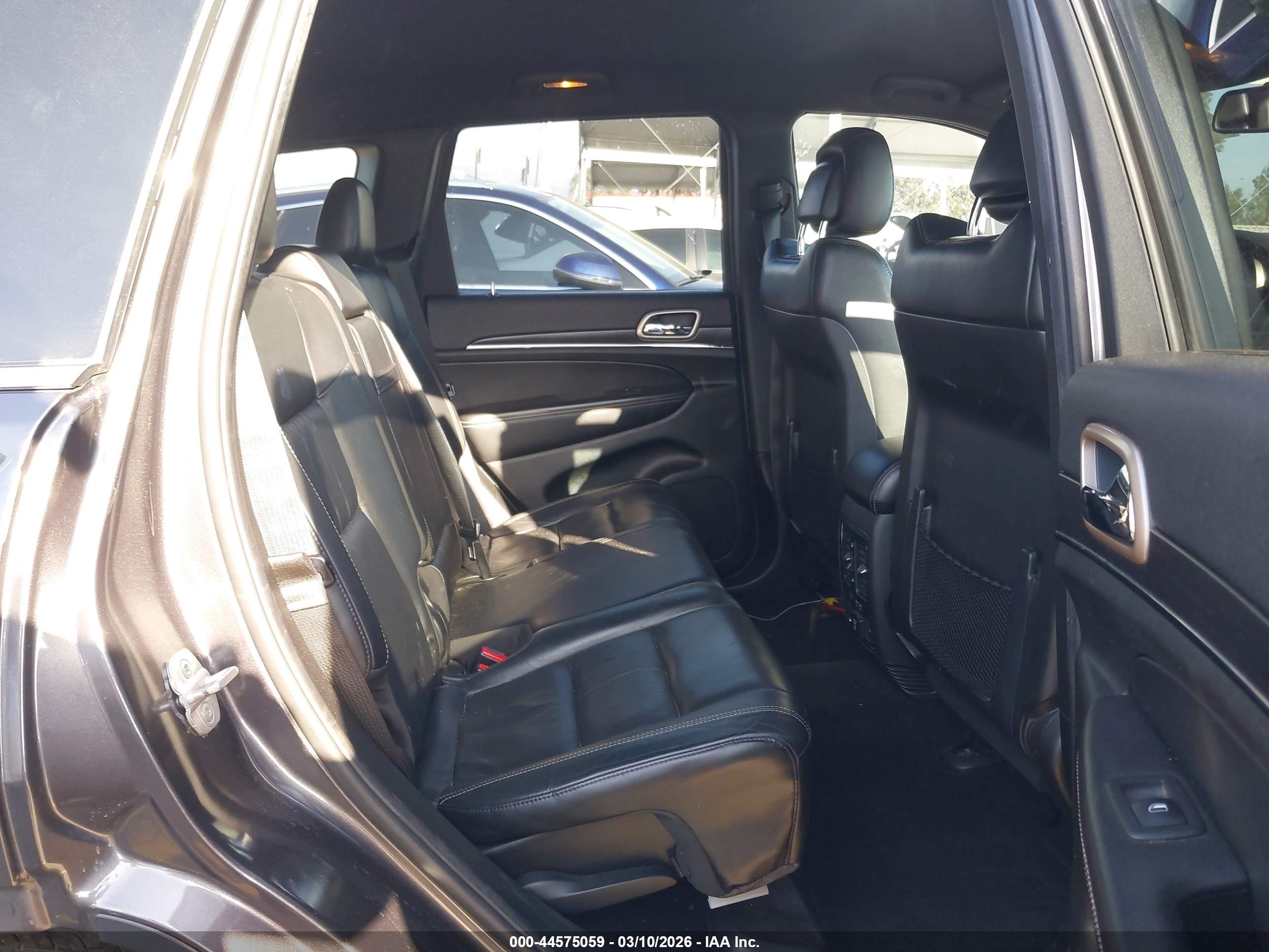 JEEP GRAND image 8