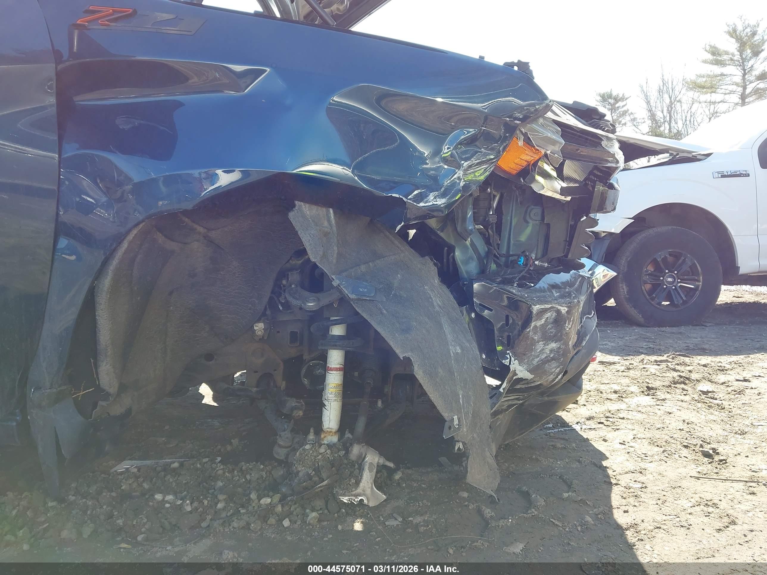 CHEVROLET SILVERADO image 6
