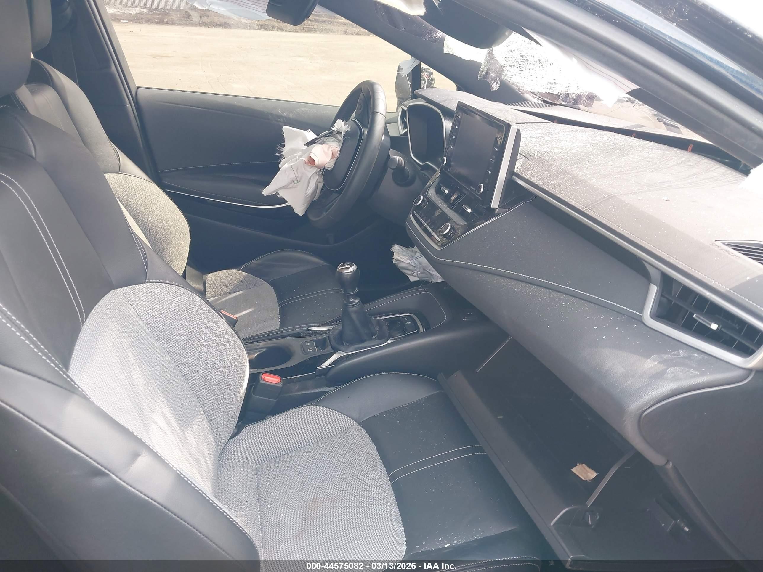 TOYOTA COROLLA image 5