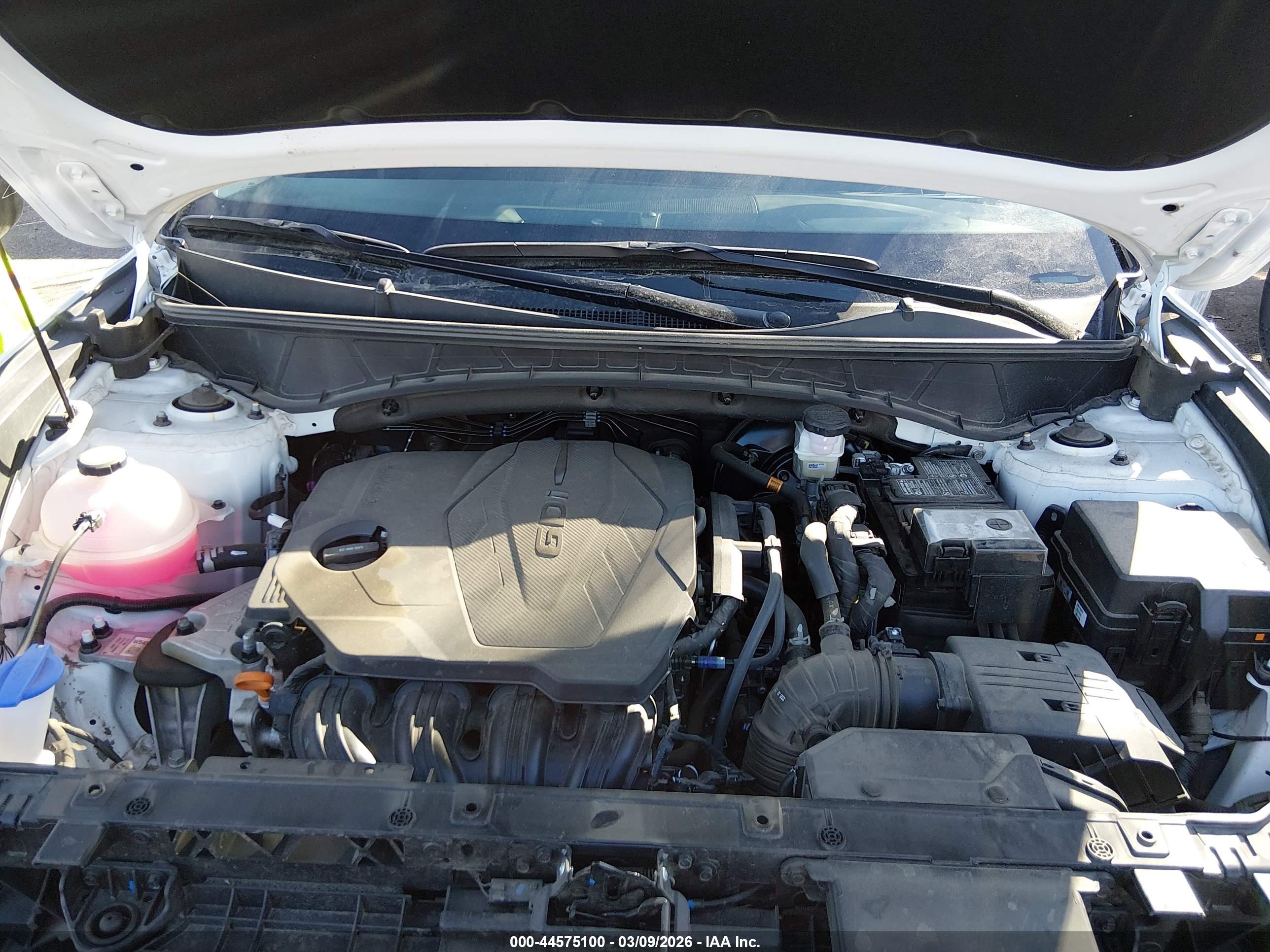 HYUNDAI TUCSON image 10