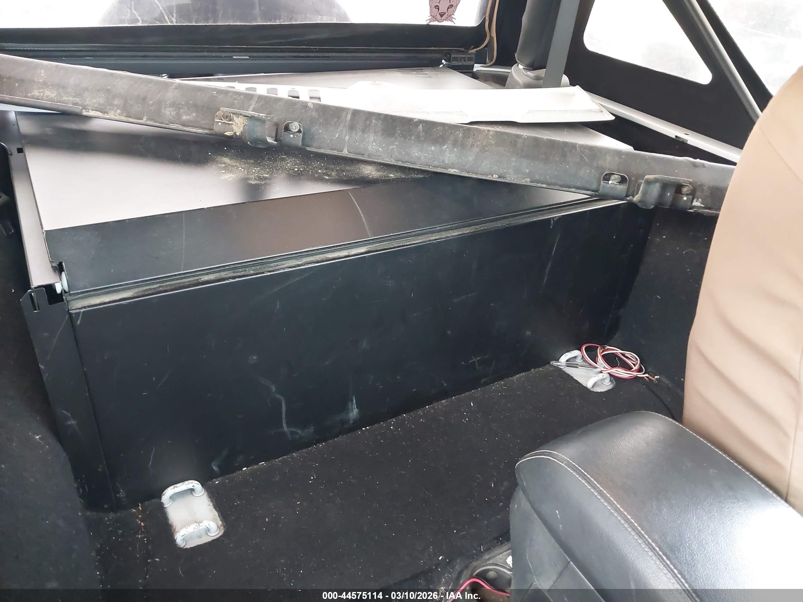 JEEP WRANGLER image 8