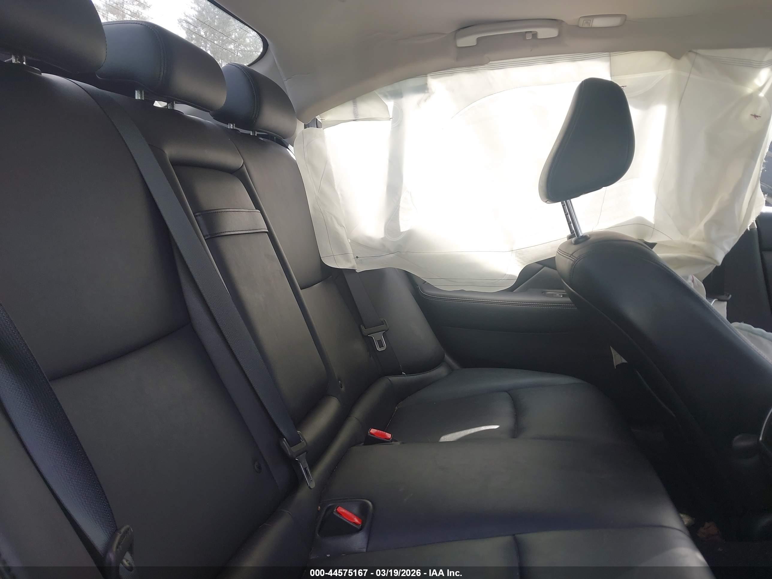 INFINITI Q50 image 8