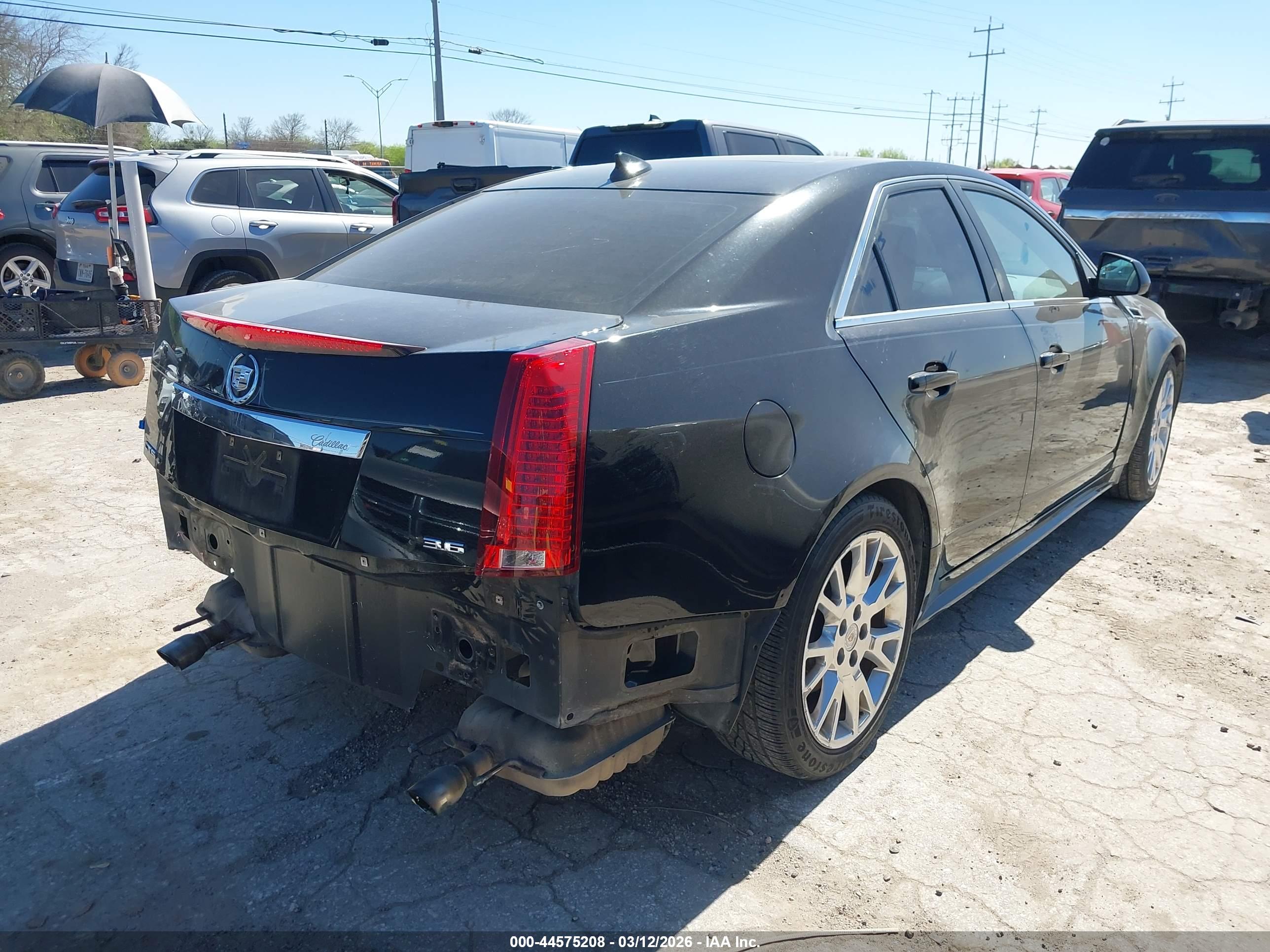 CADILLAC CTS image 4