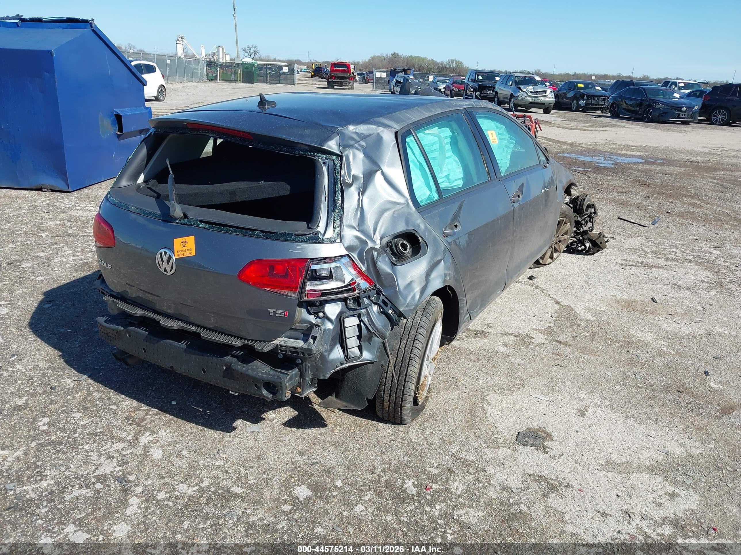 VOLKSWAGEN GOLF image 4