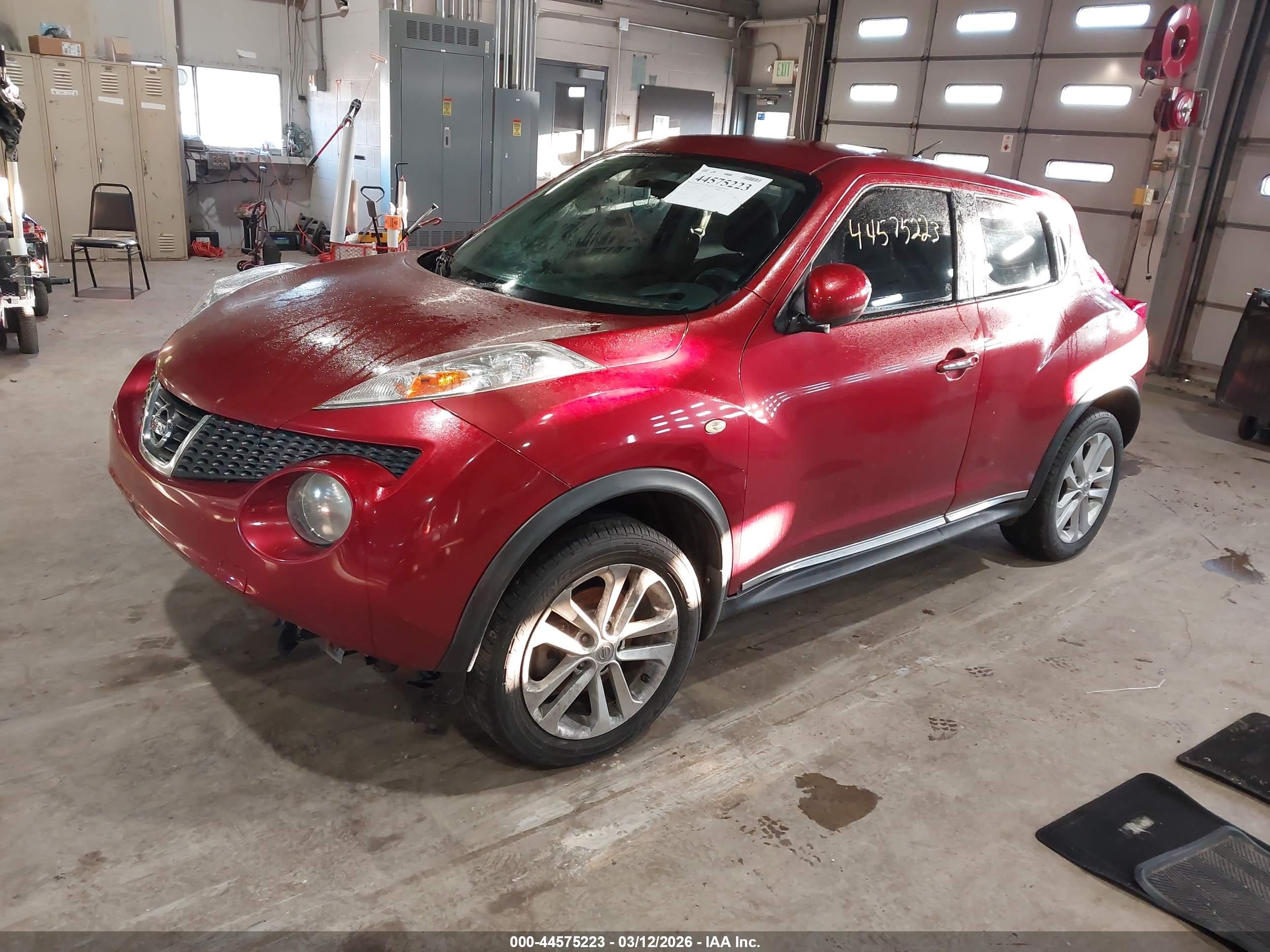 NISSAN JUKE image 2
