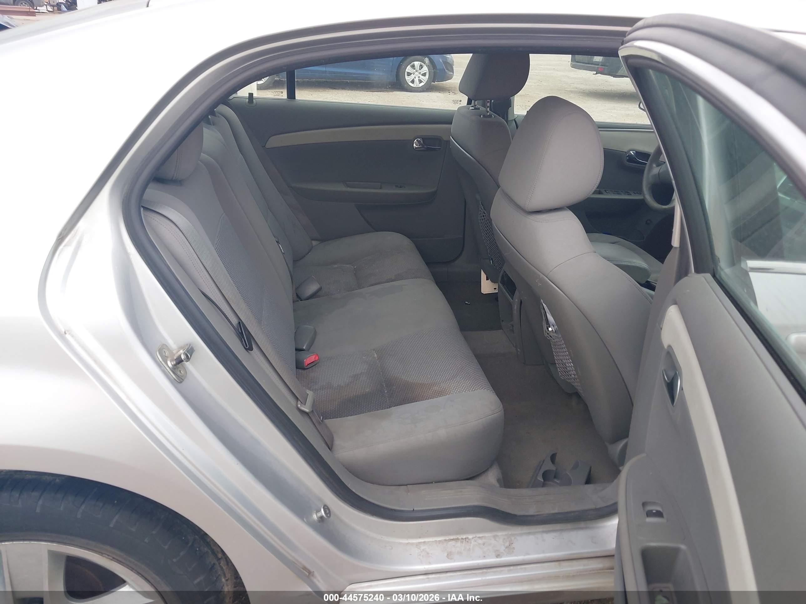 CHEVROLET MALIBU image 8