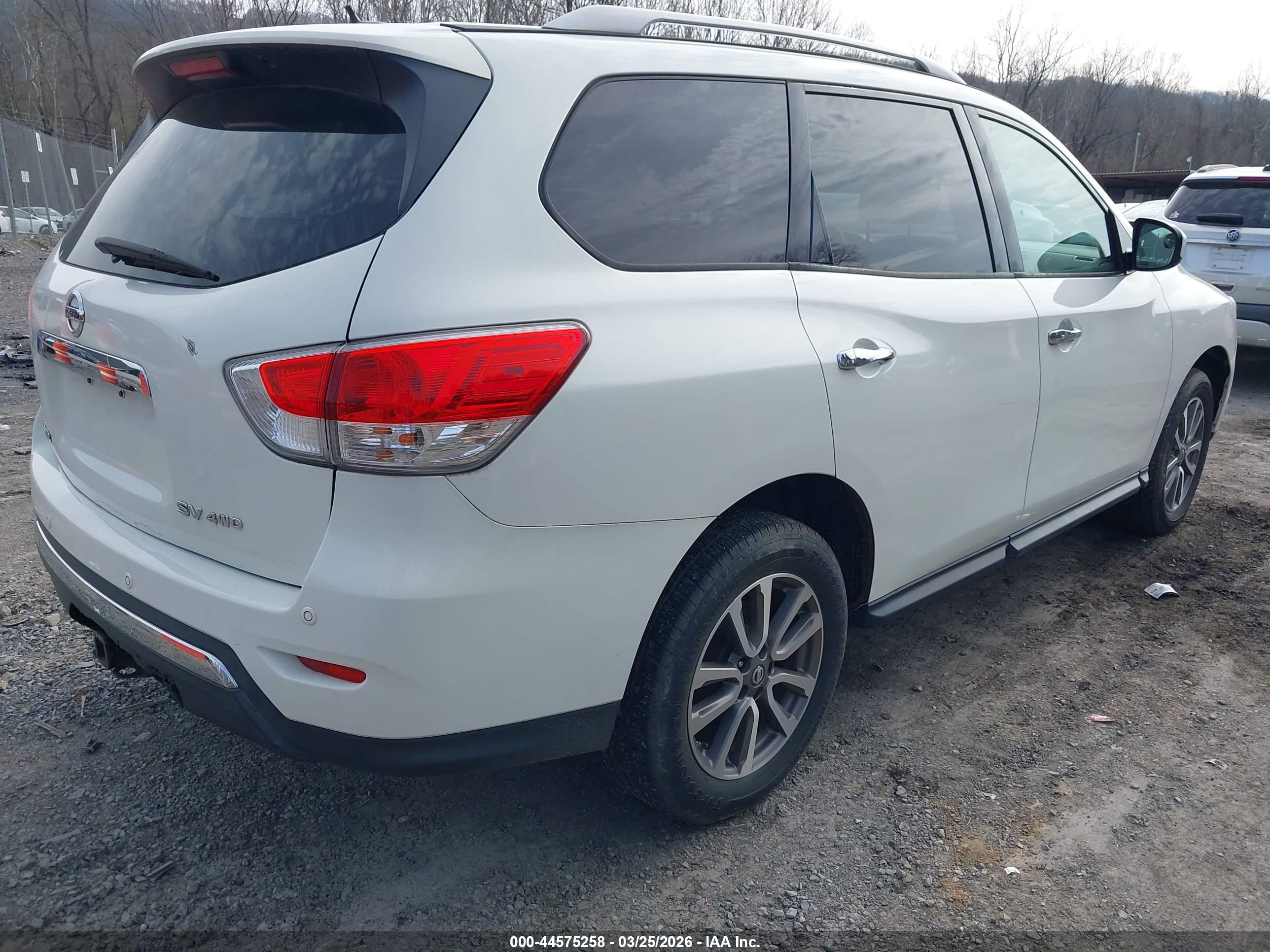 NISSAN PATHFINDER image 4