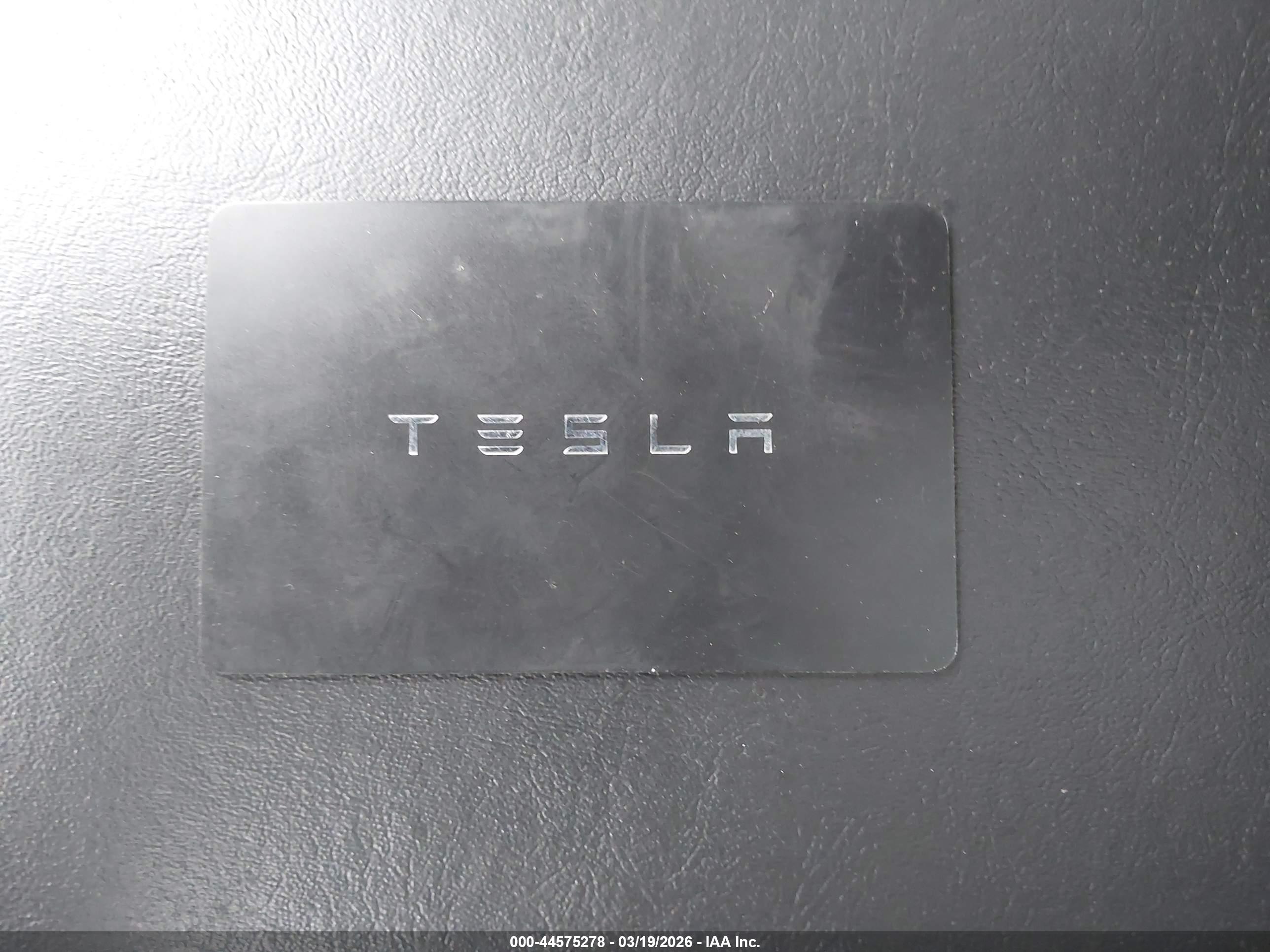 TESLA MODEL image 11