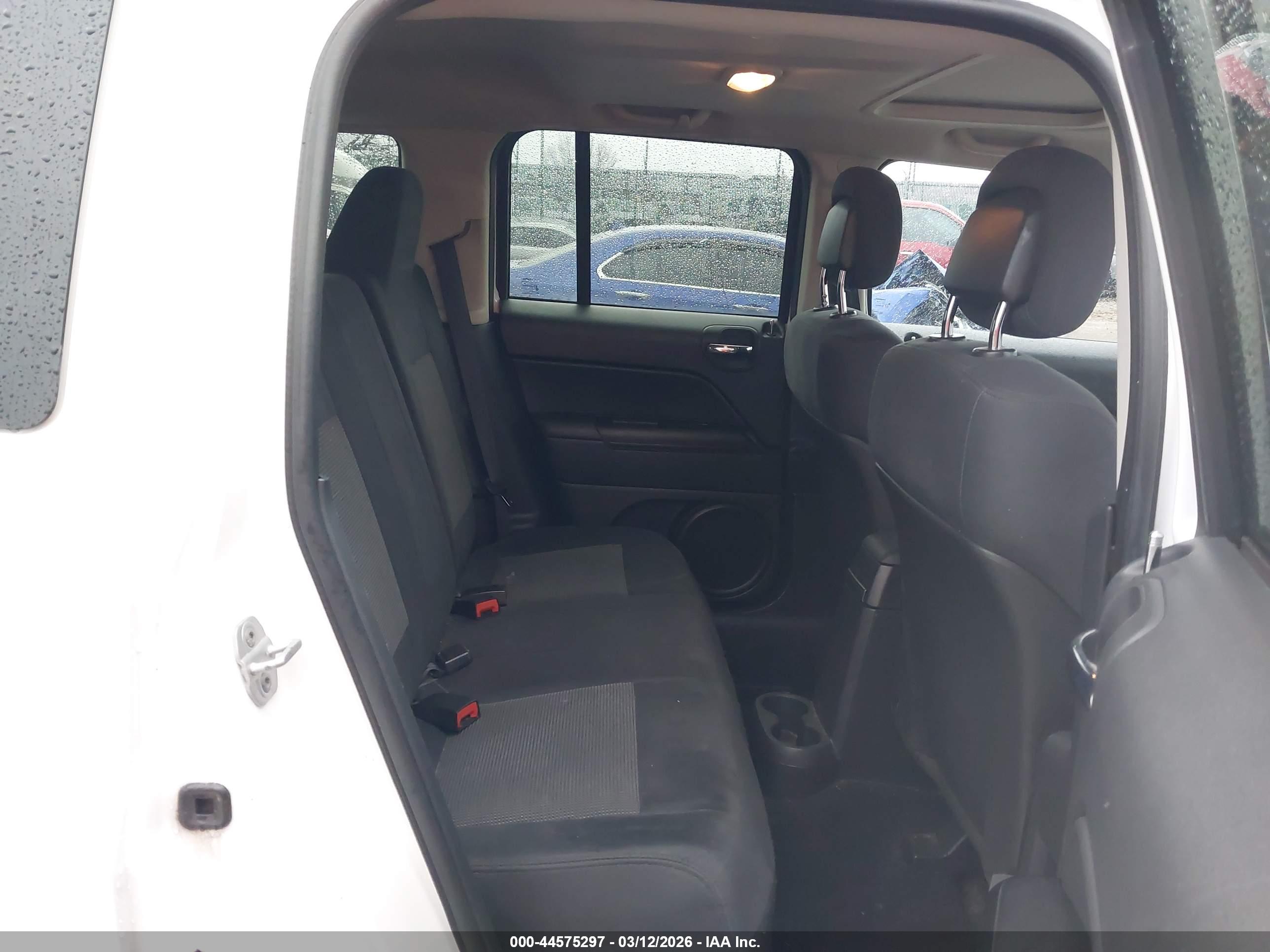 JEEP PATRIOT image 8