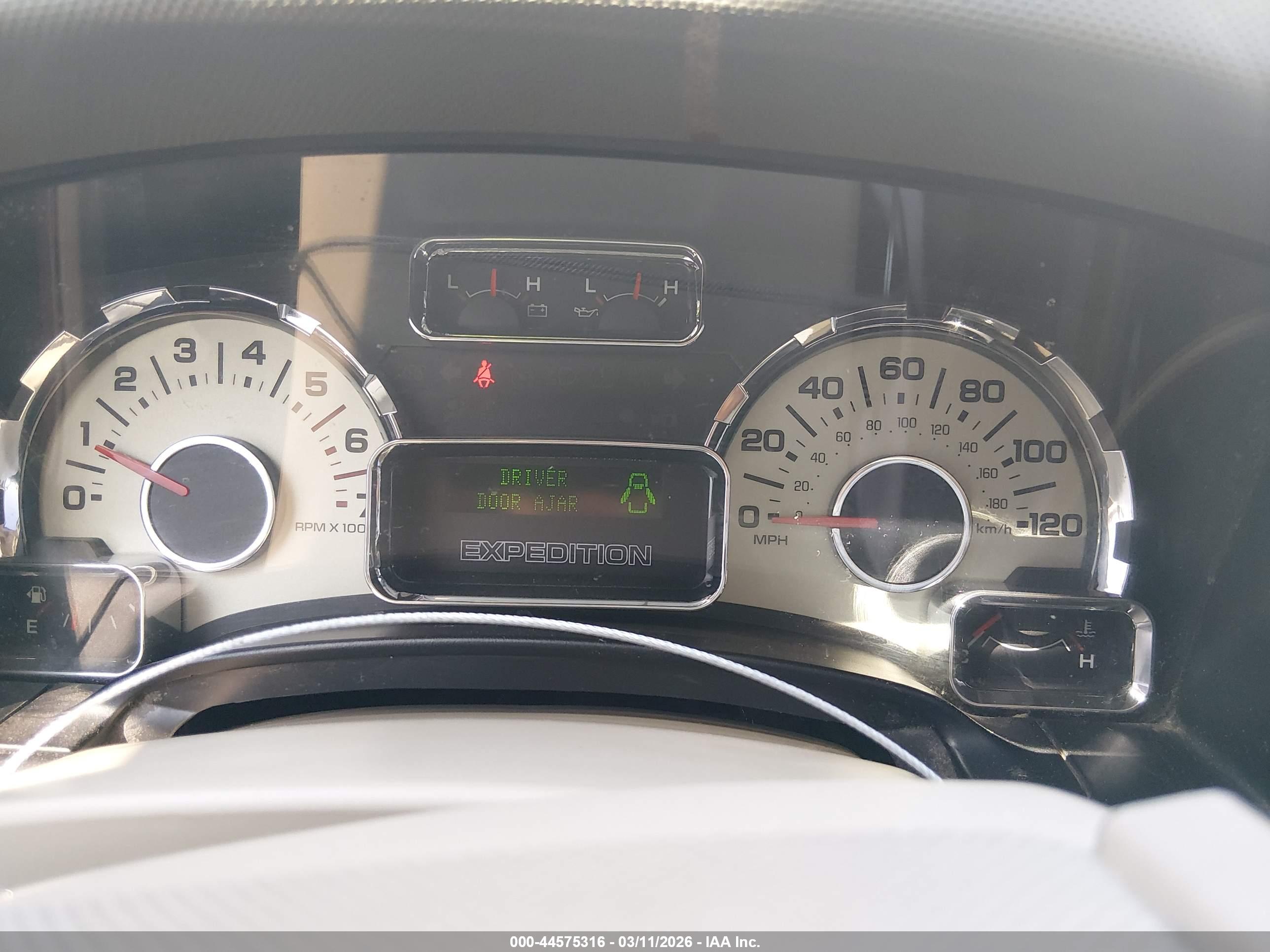 FORD EXPEDITION image 7