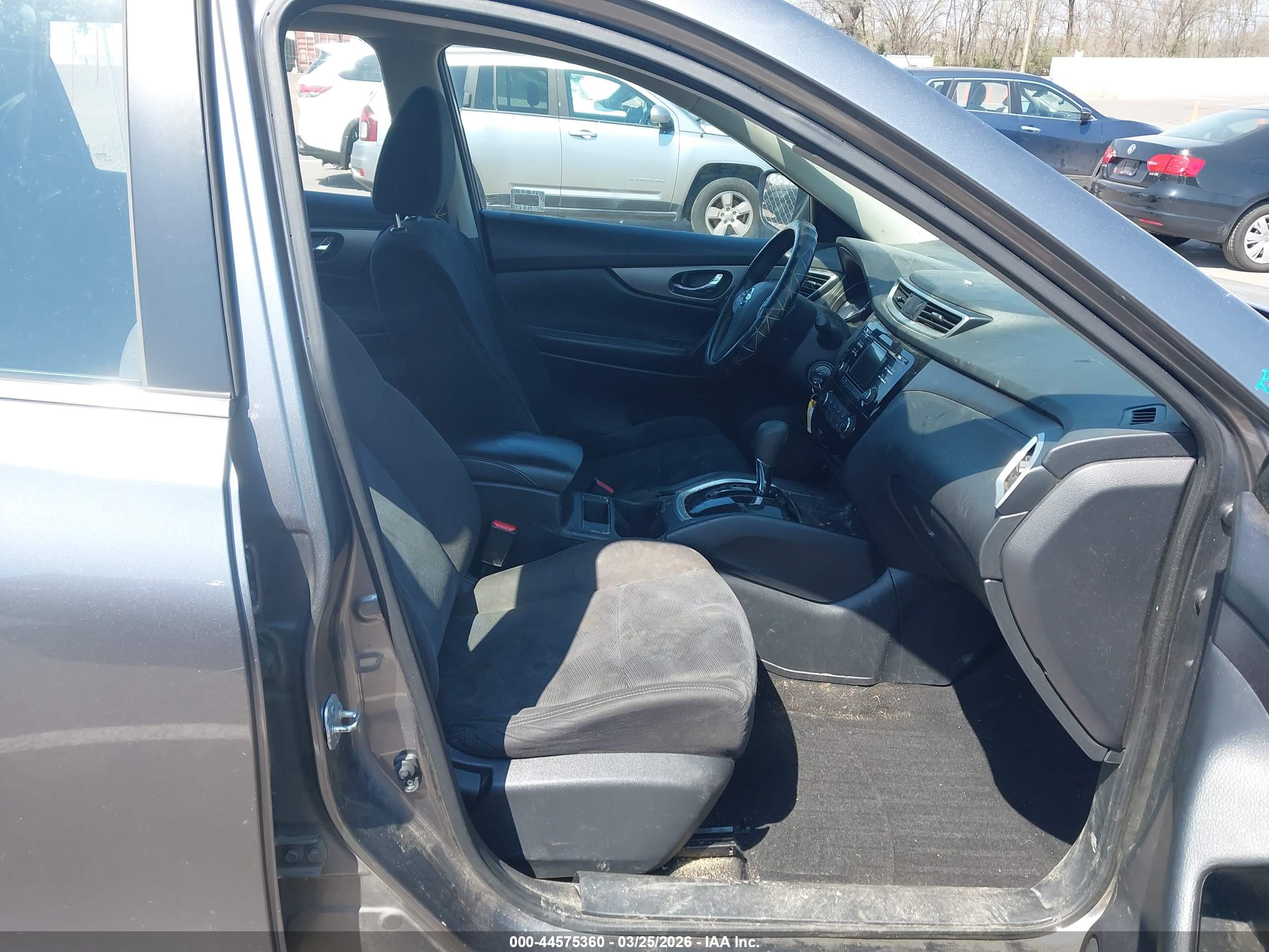 NISSAN ROGUE image 5