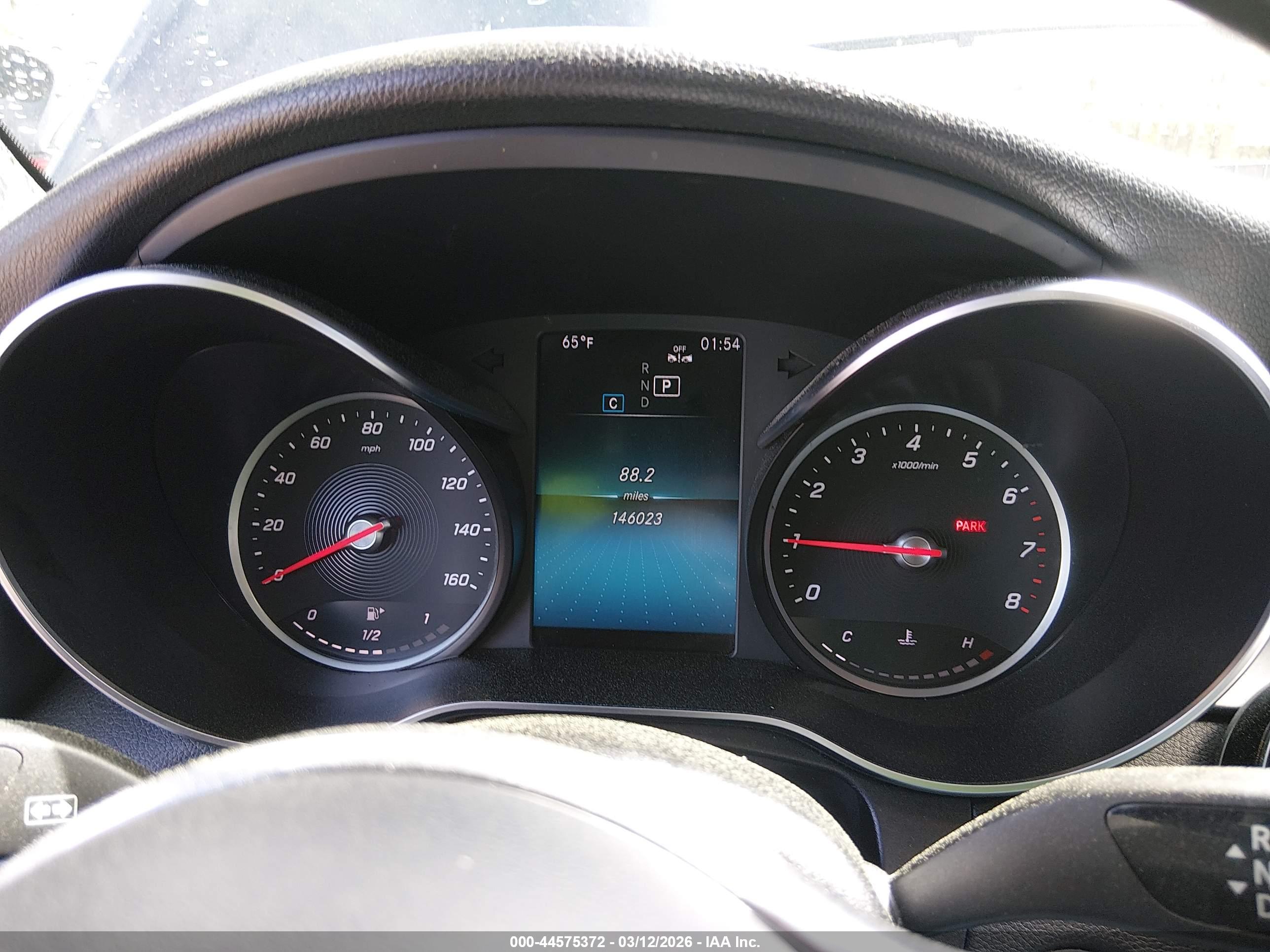 MERCEDES-BENZ GLC image 7