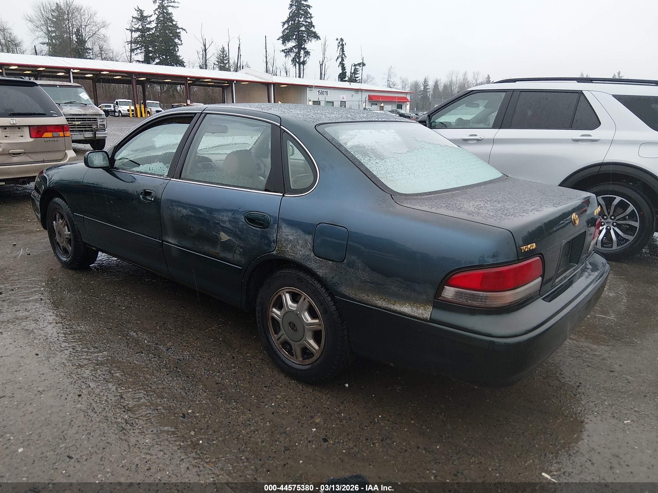 TOYOTA AVALON image 3