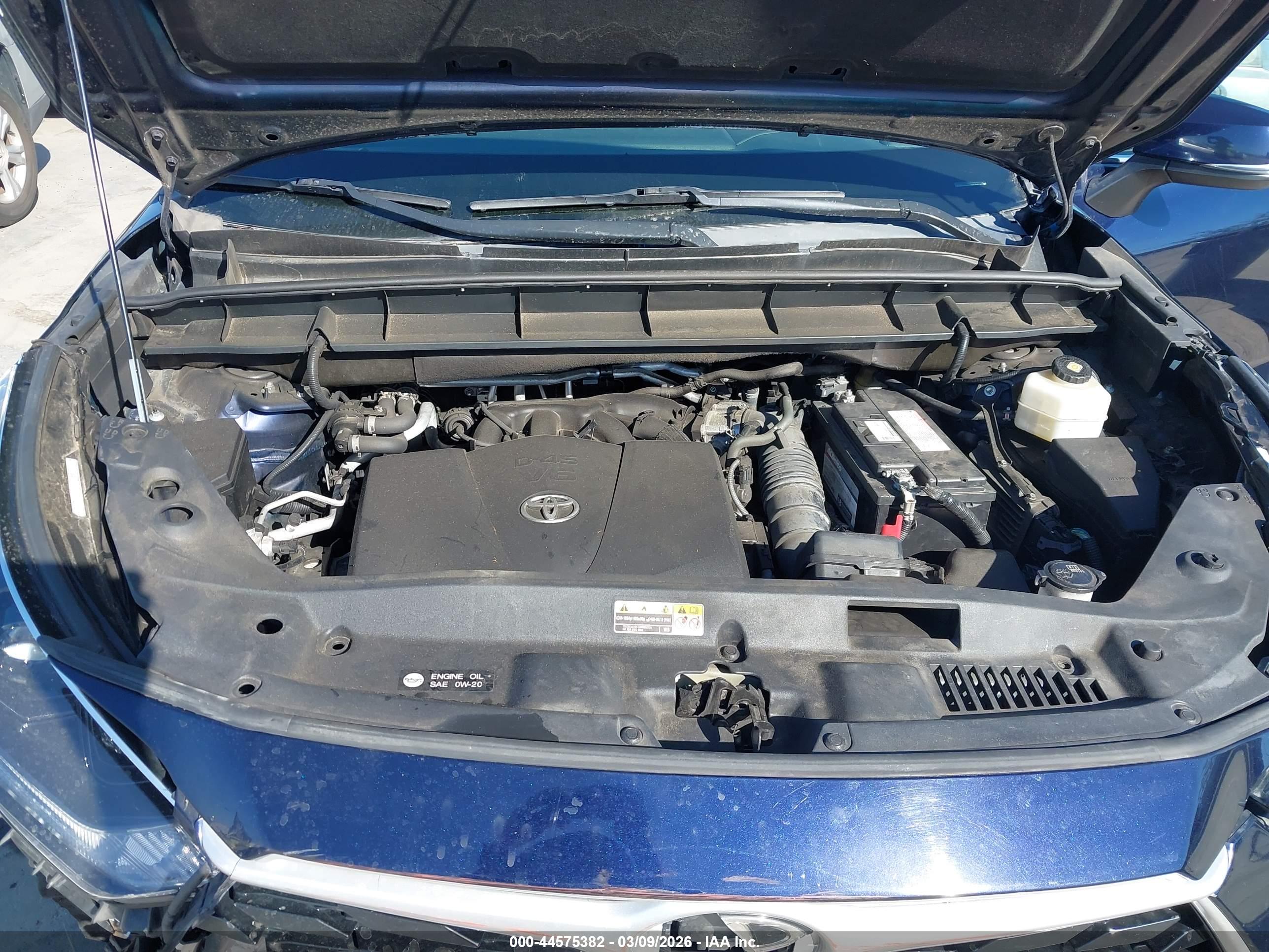 TOYOTA HIGHLANDER image 10
