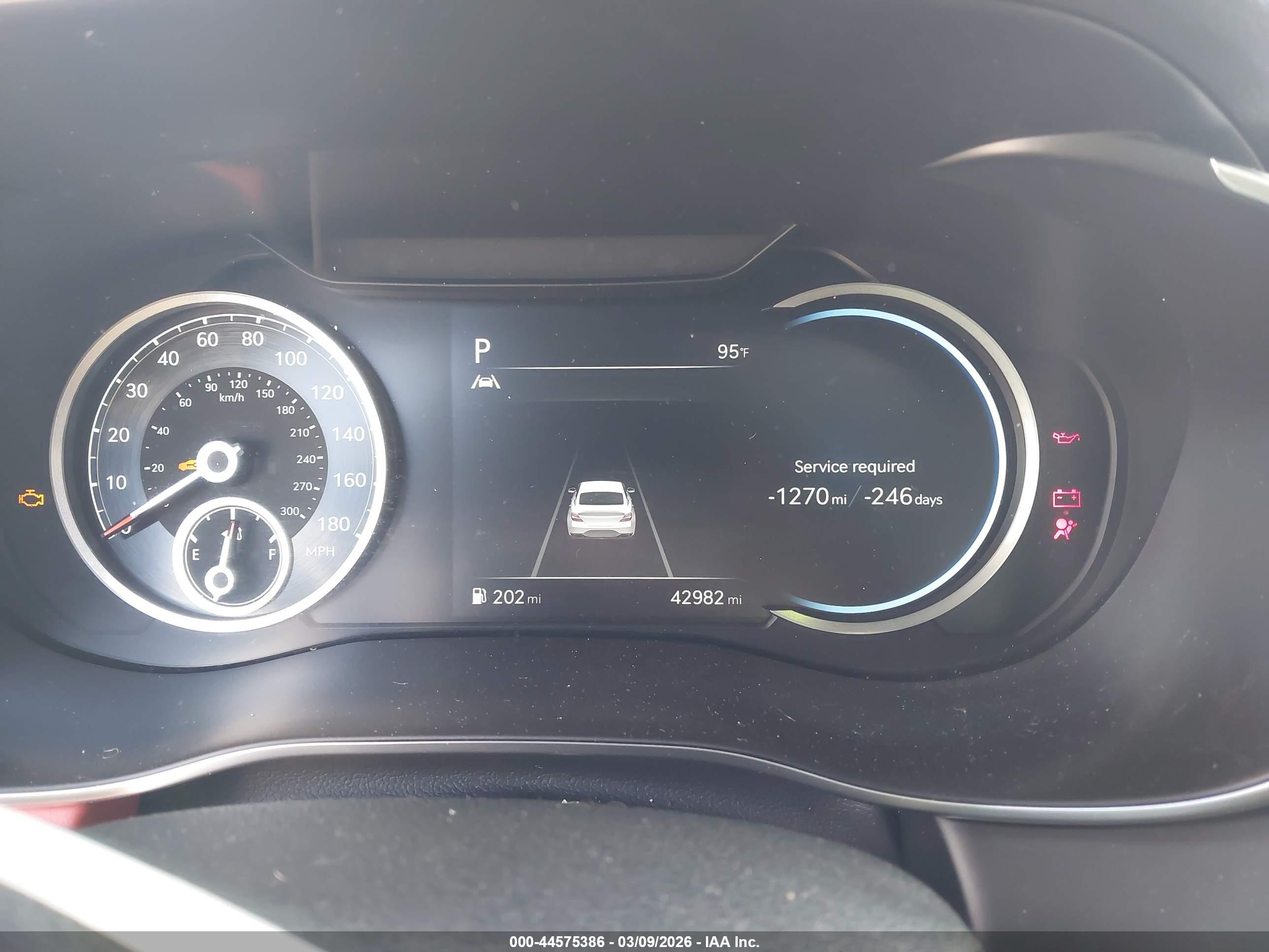 GENESIS G70 image 7