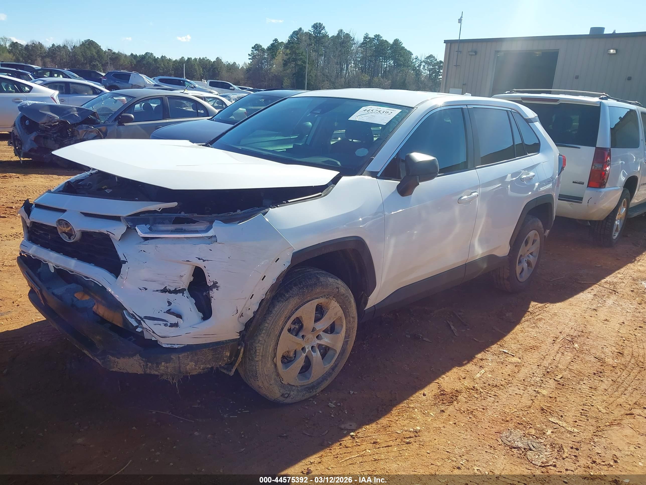 TOYOTA RAV4 image 2