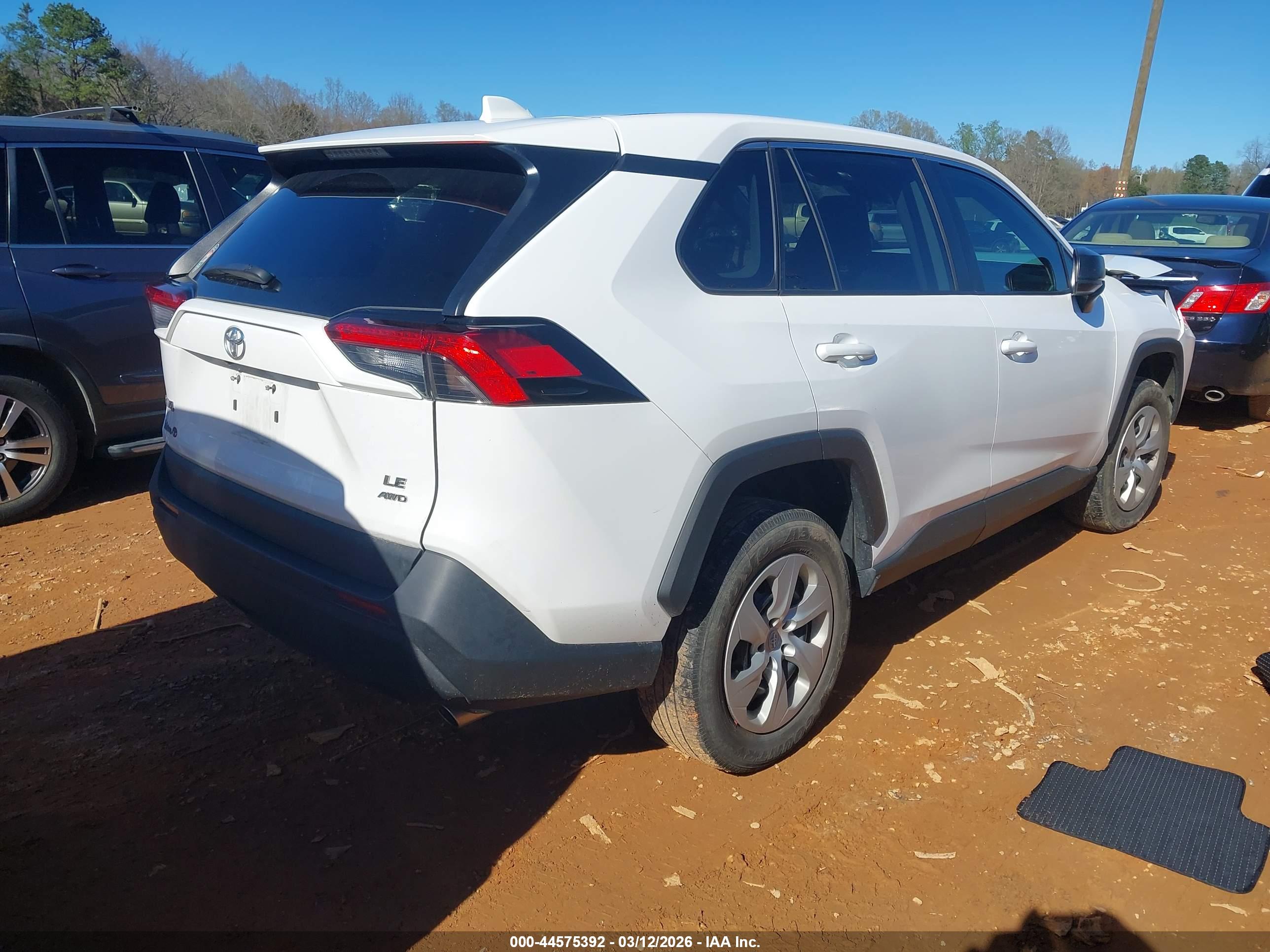 TOYOTA RAV4 image 4