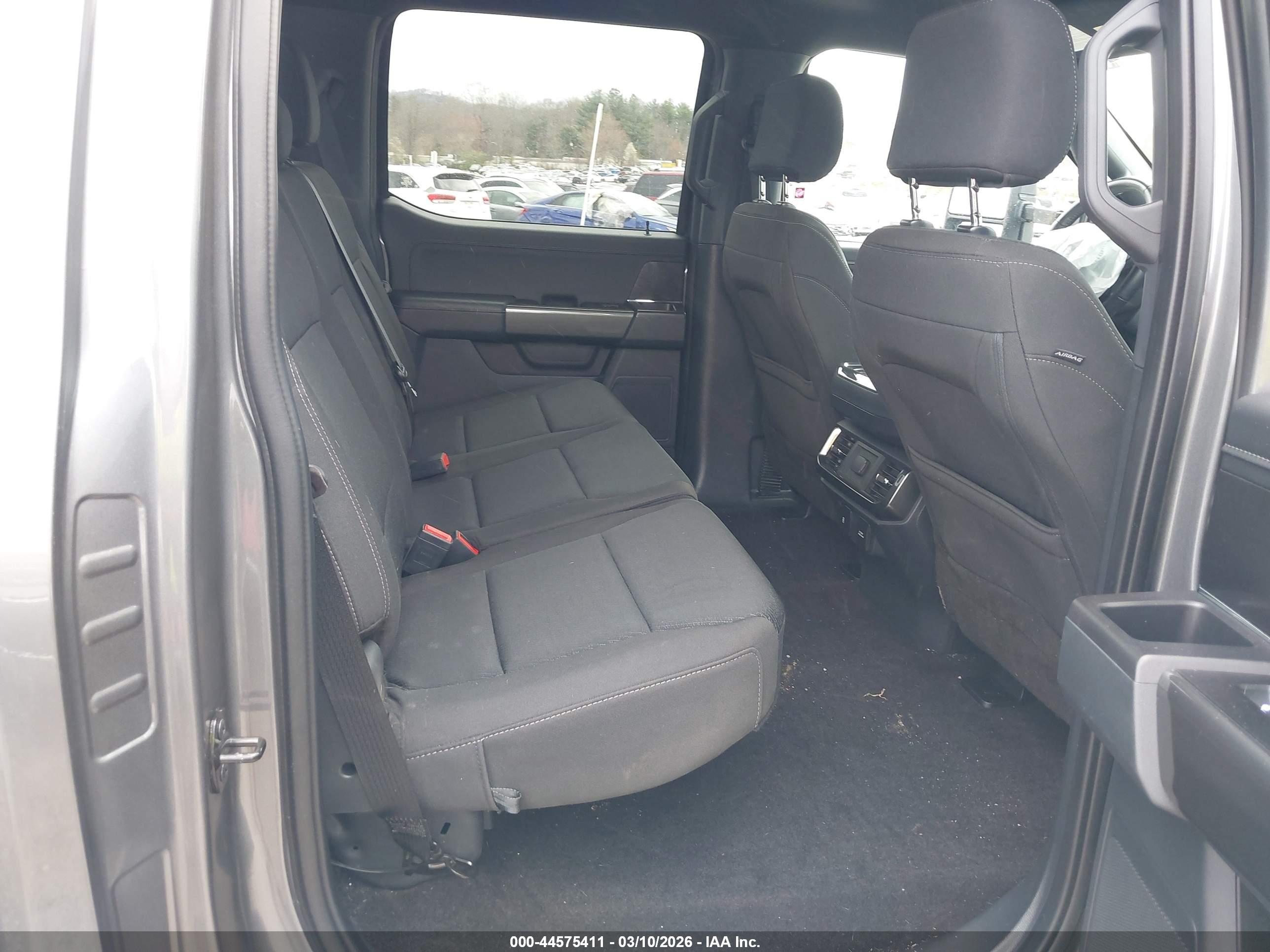FORD F-150 image 8
